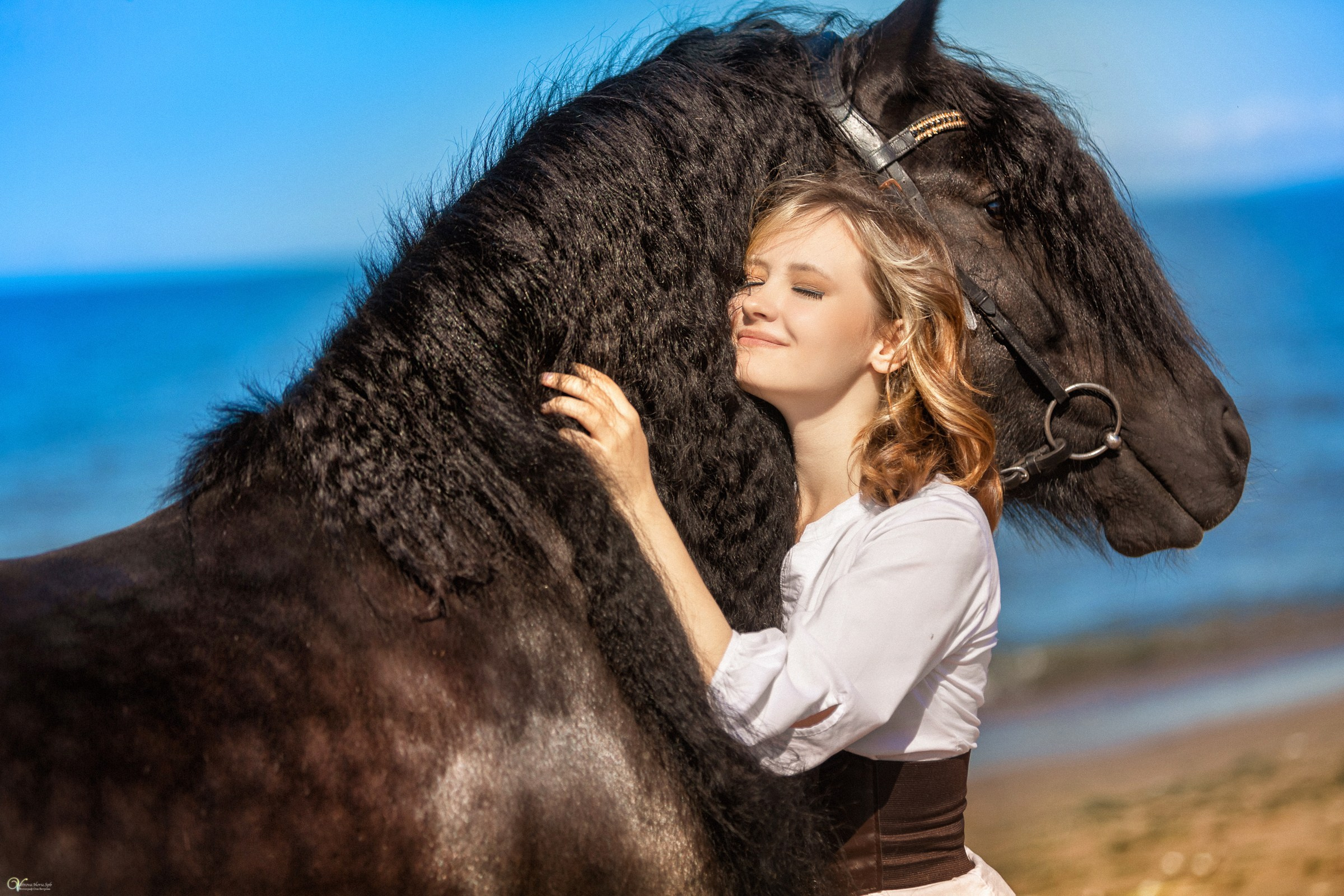 Фотосессии с лошадьми летом. Фотограф женский и мужской портрет Санкт-Петербург