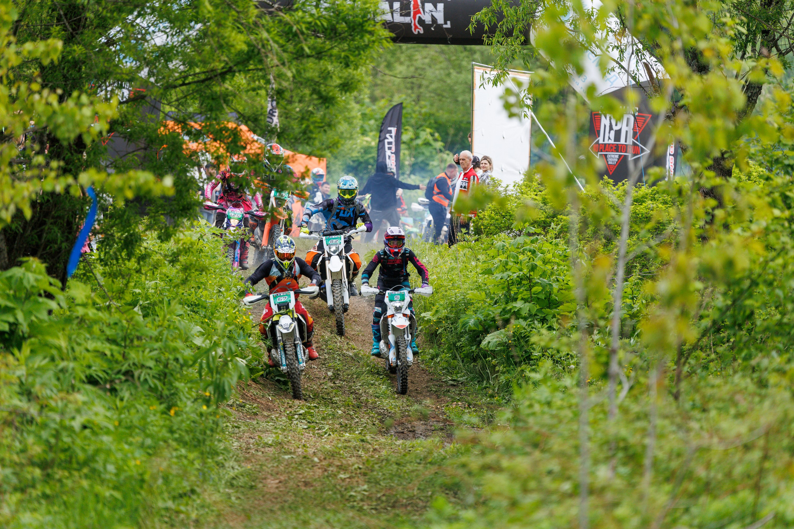 SET Project 2025. Свадебный, семейный и репортажный фотограф в Южно-Сахалинске Артур Петросян