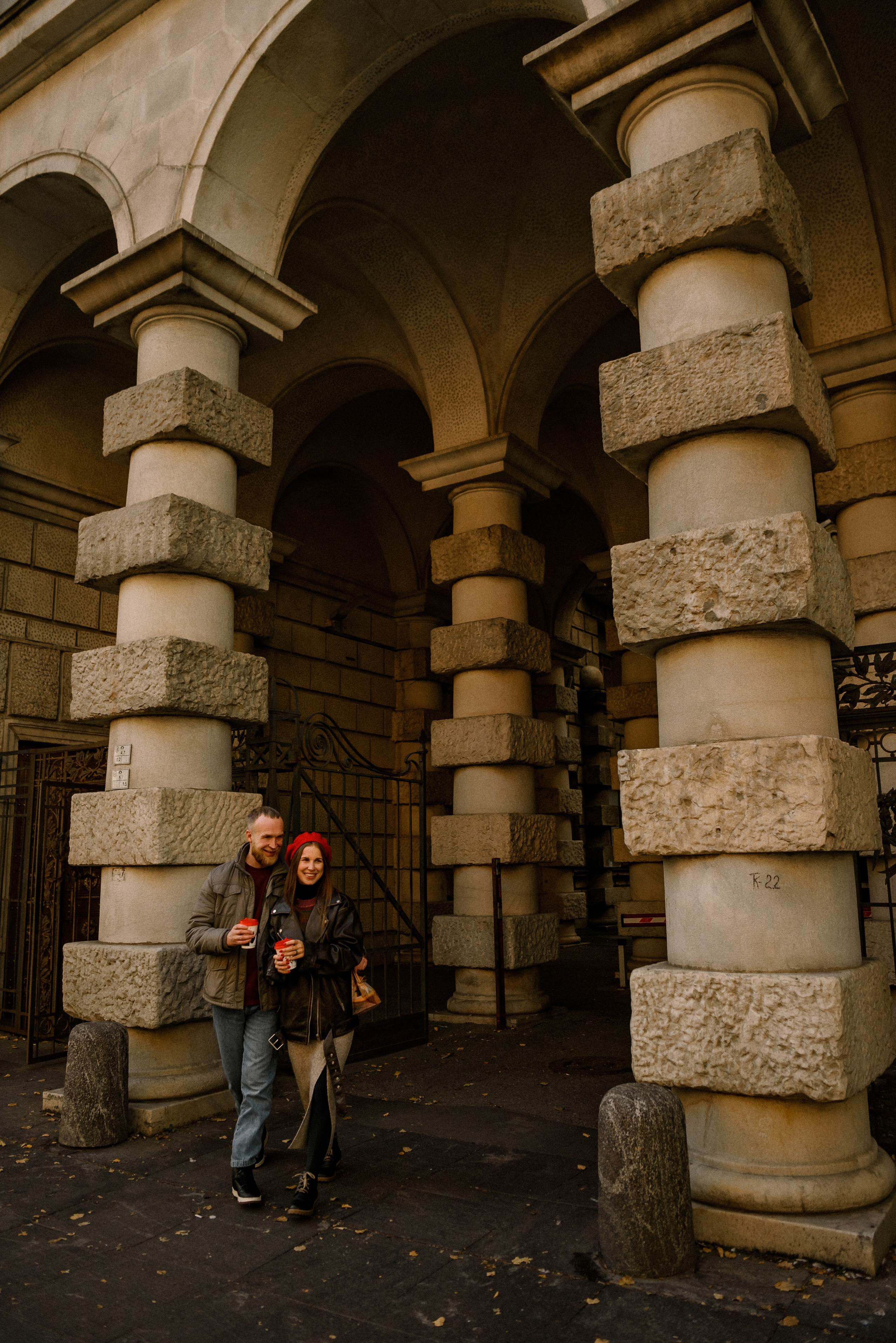 Люба и Коля. Осень на Петроградке. Свадебный фотограф в Санкт-Петербурге София Шубик