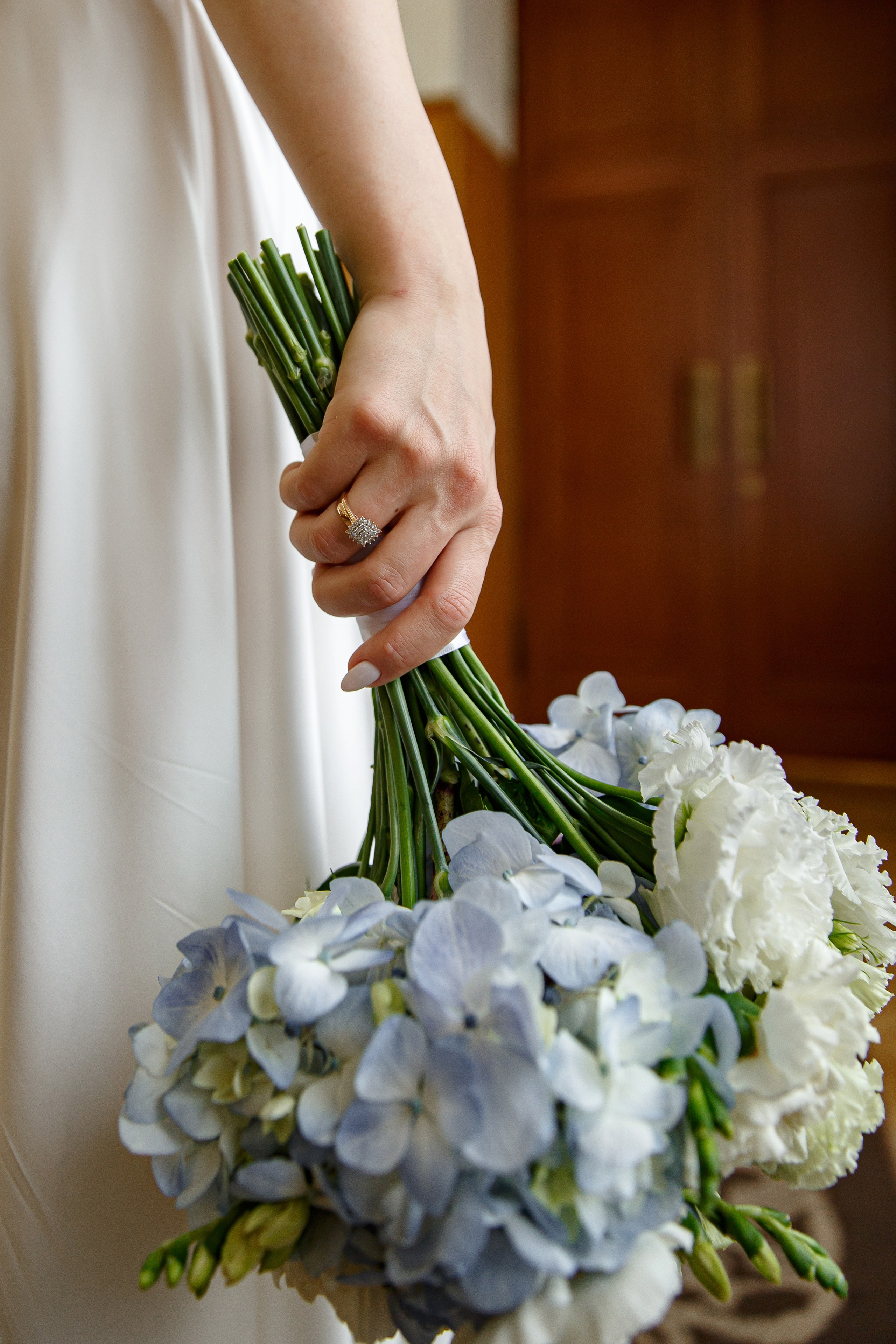 Свадебная фотосессия в городе и в фотостудии. Свадебный фотограф Москва и МО Сергей Киржаев