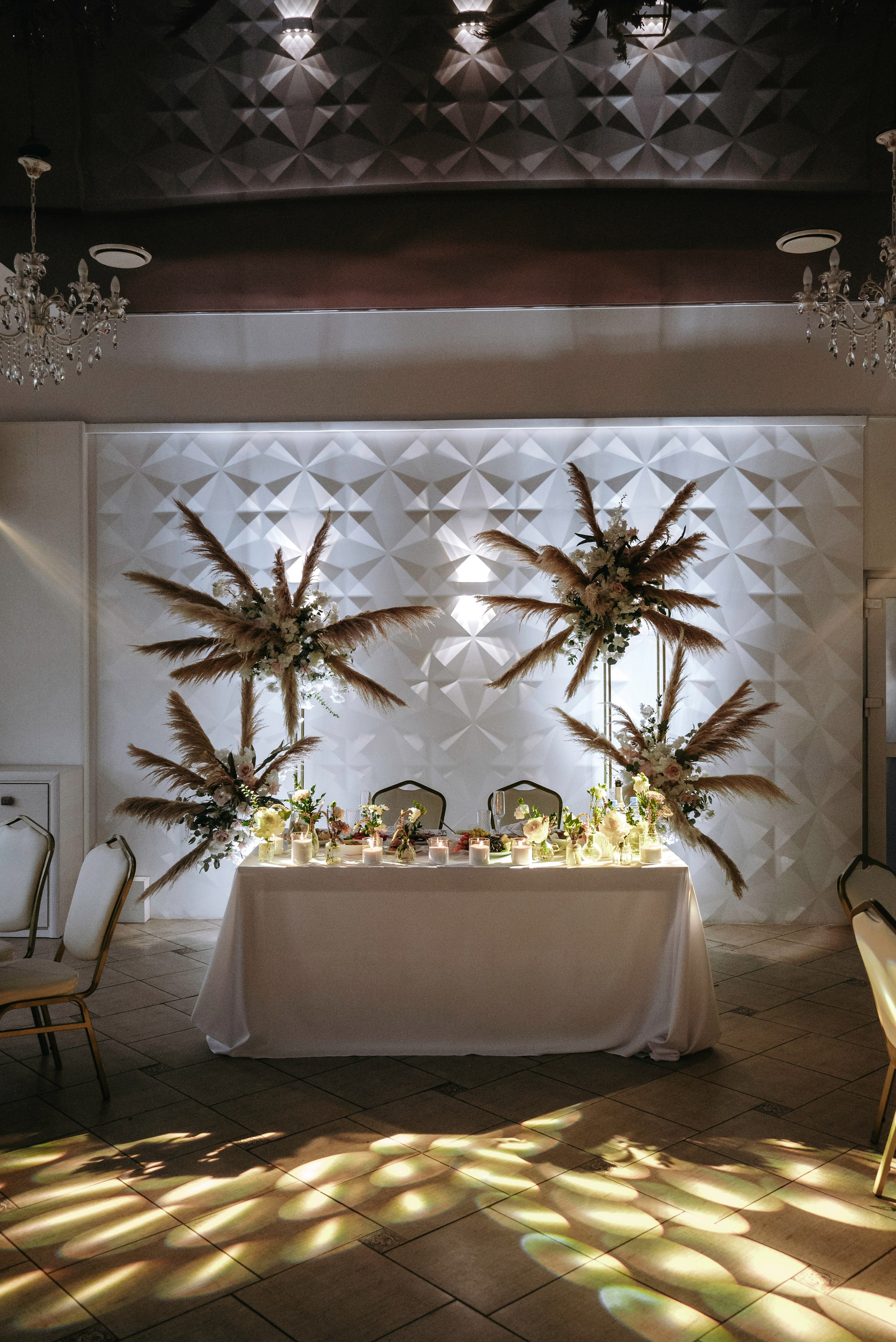 Живи, пока живется, пока бушует кровь. Свадебный фотограф в Минске Вадим Бурчик