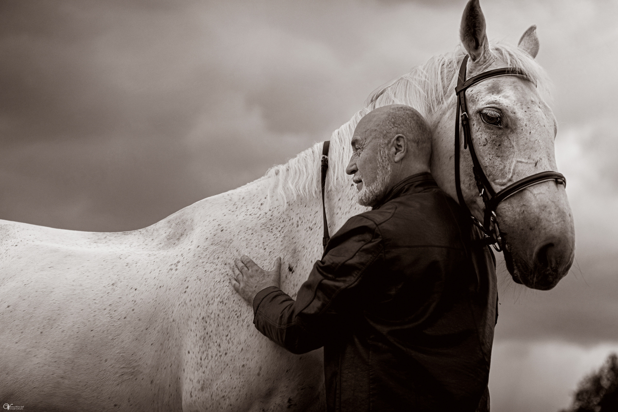 В ливень_Мужской портрет. Фотограф женский и мужской портрет Санкт-Петербург