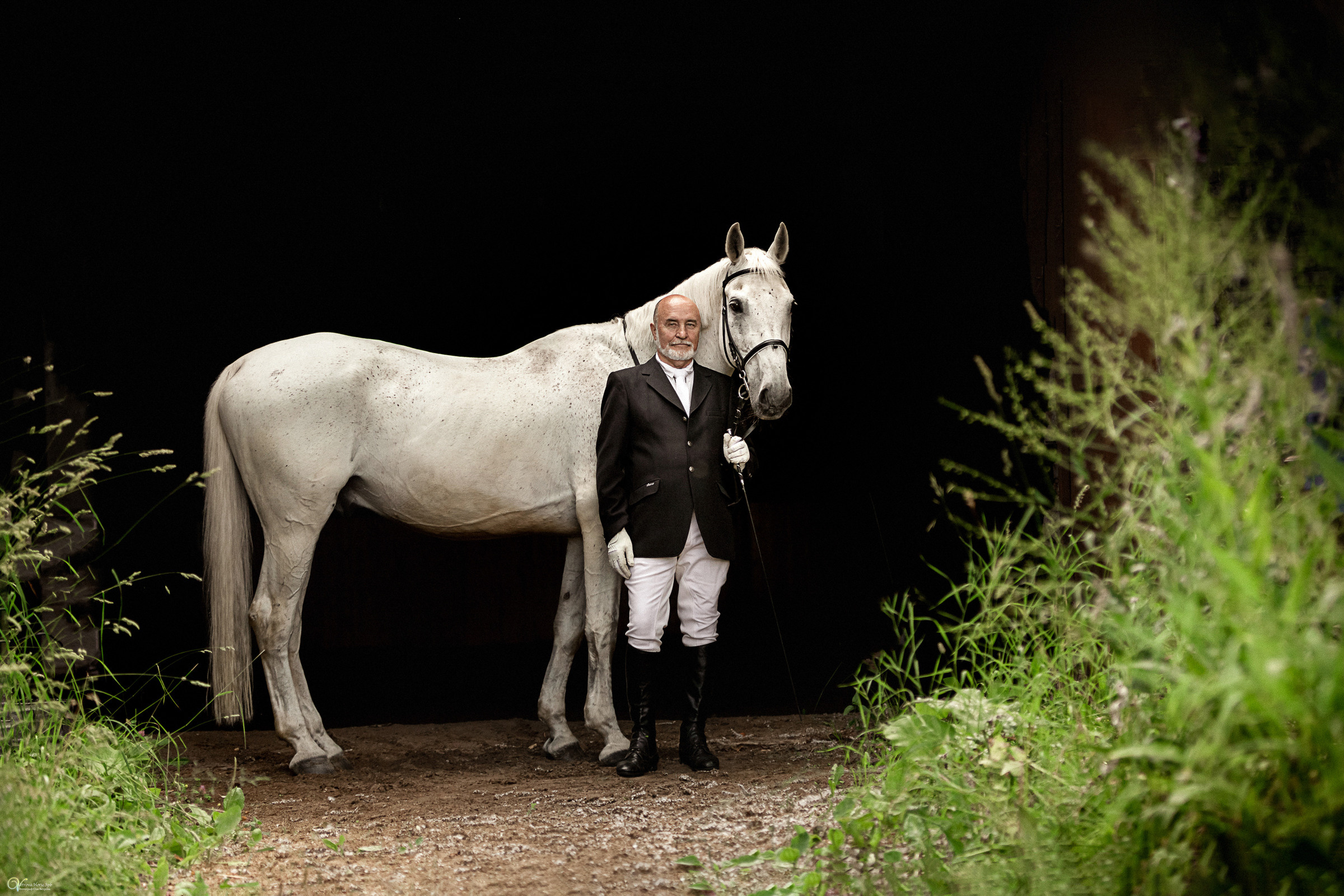 Портрет конника с одной лошадью. Фотограф женский и мужской портрет Санкт-Петербург