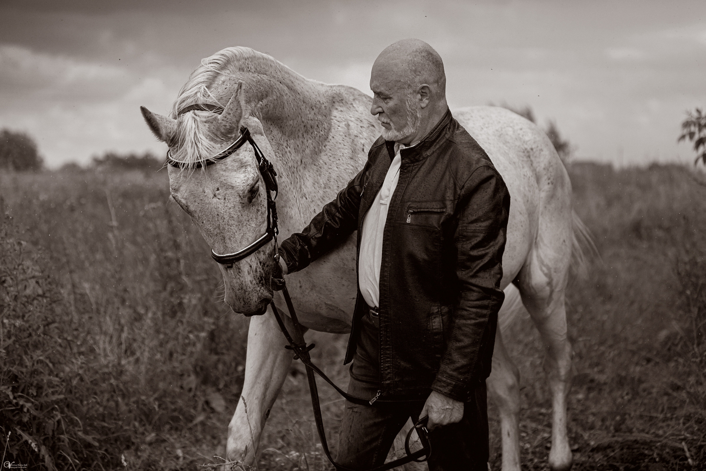 В ливень_Мужской портрет. Фотограф женский и мужской портрет Санкт-Петербург