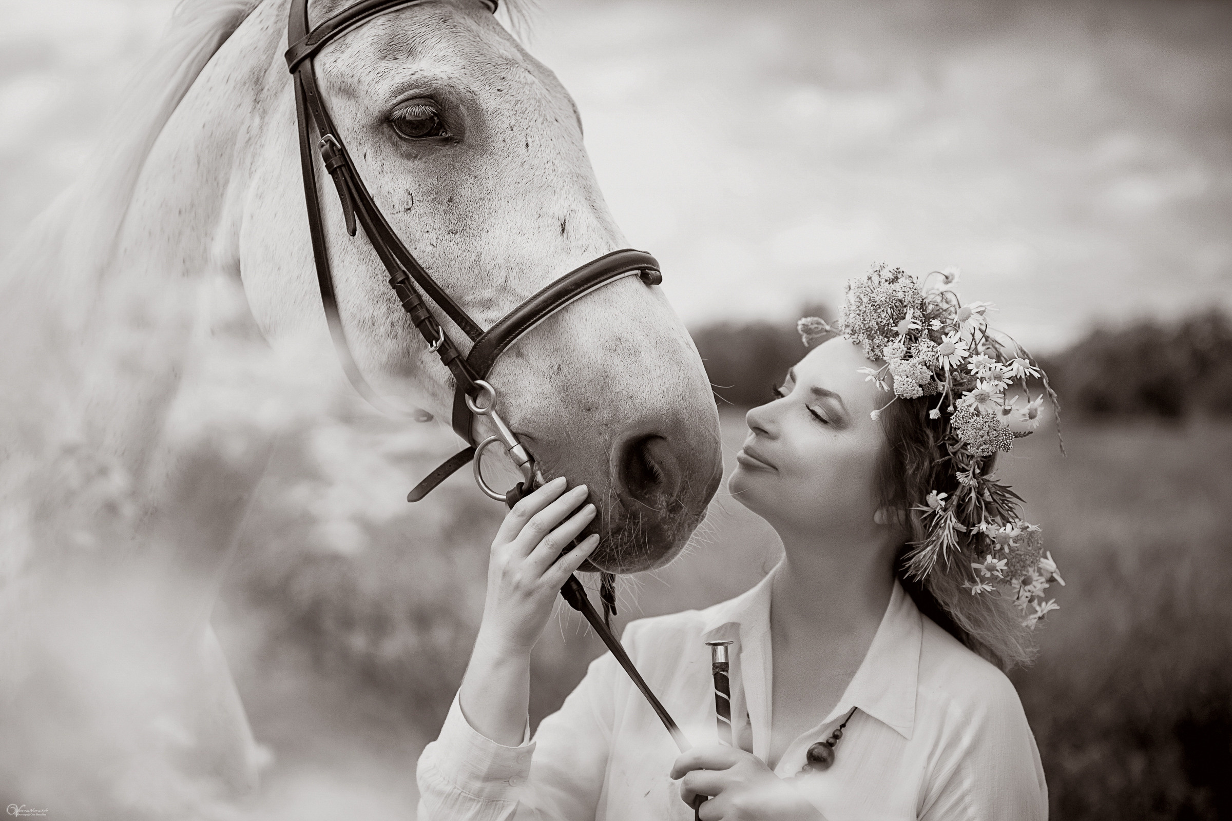 В поле с ромашками. Фотограф женский и мужской портрет Санкт-Петербург
