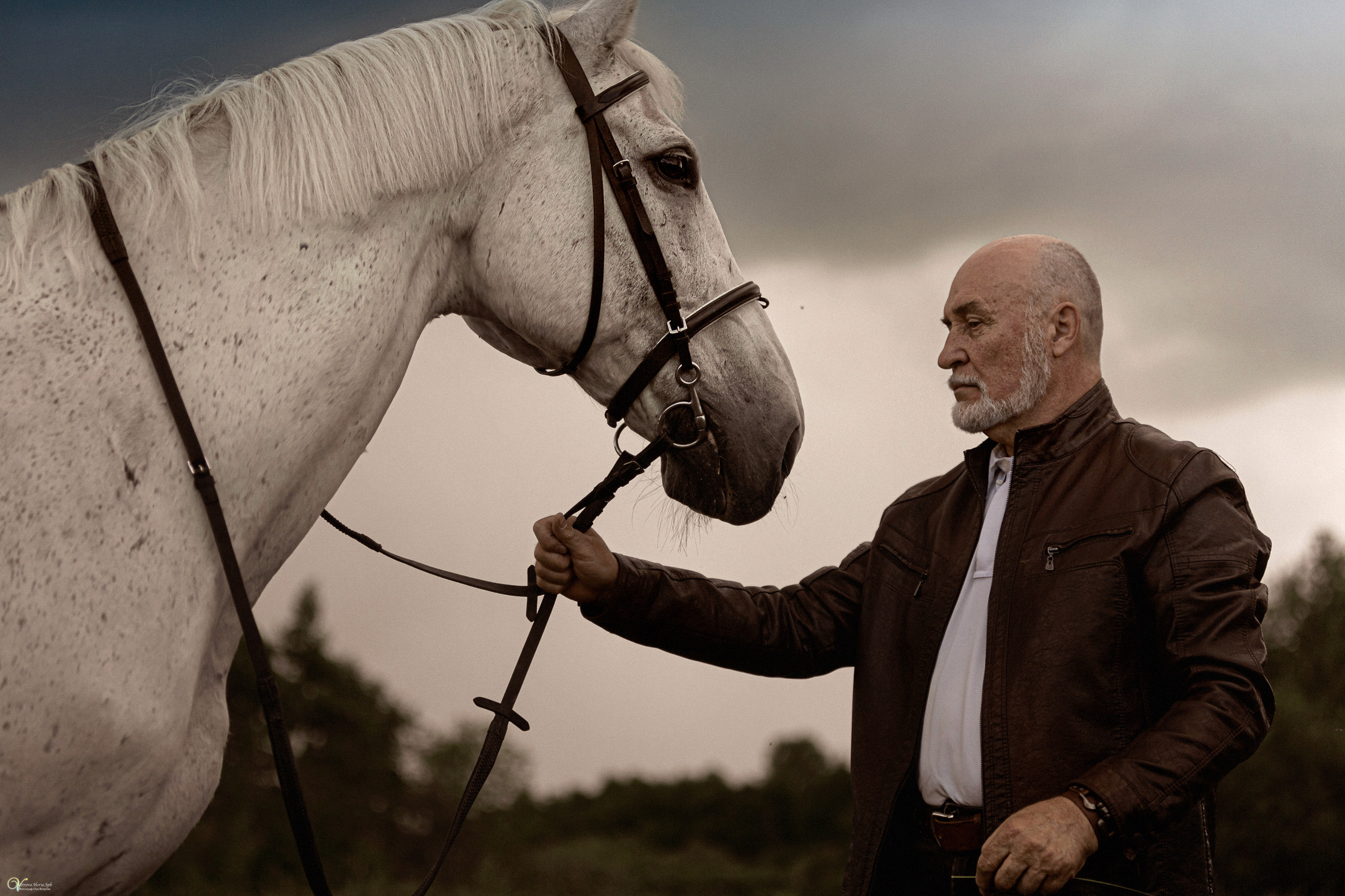 В ливень_Мужской портрет. Фотограф женский и мужской портрет Санкт-Петербург