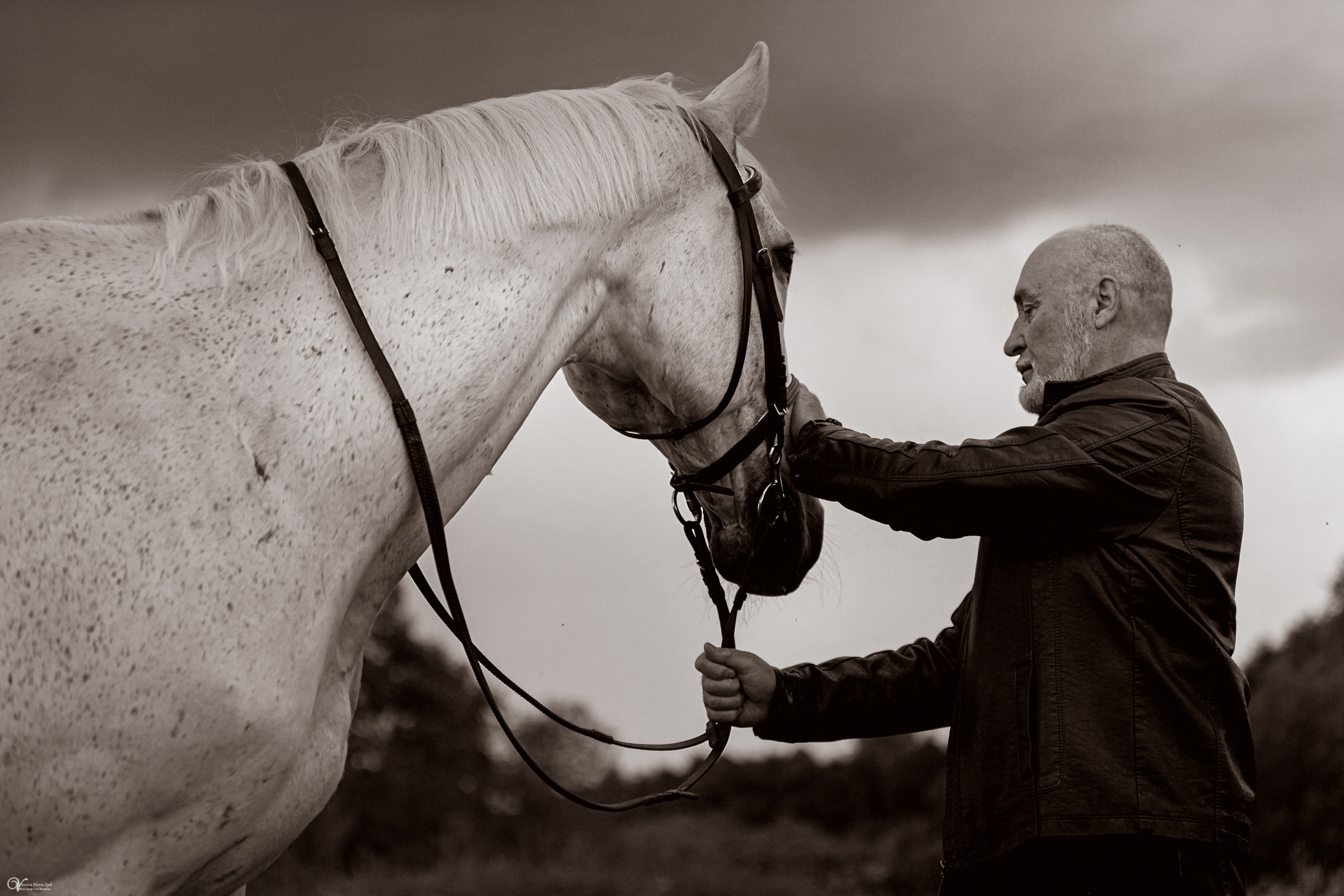 В ливень_Мужской портрет. Фотограф женский и мужской портрет Санкт-Петербург