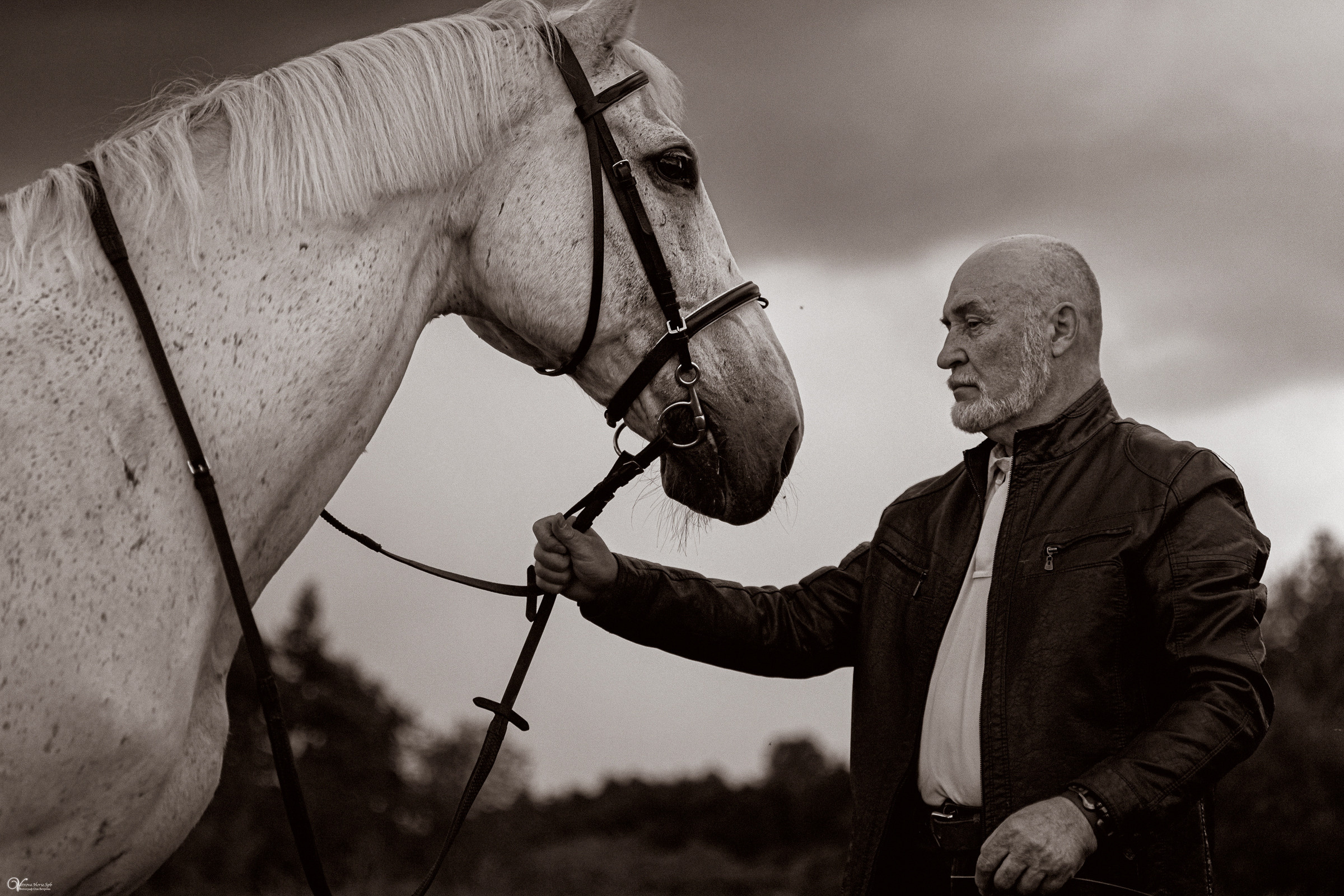 В ливень_Мужской портрет. Фотограф женский и мужской портрет Санкт-Петербург