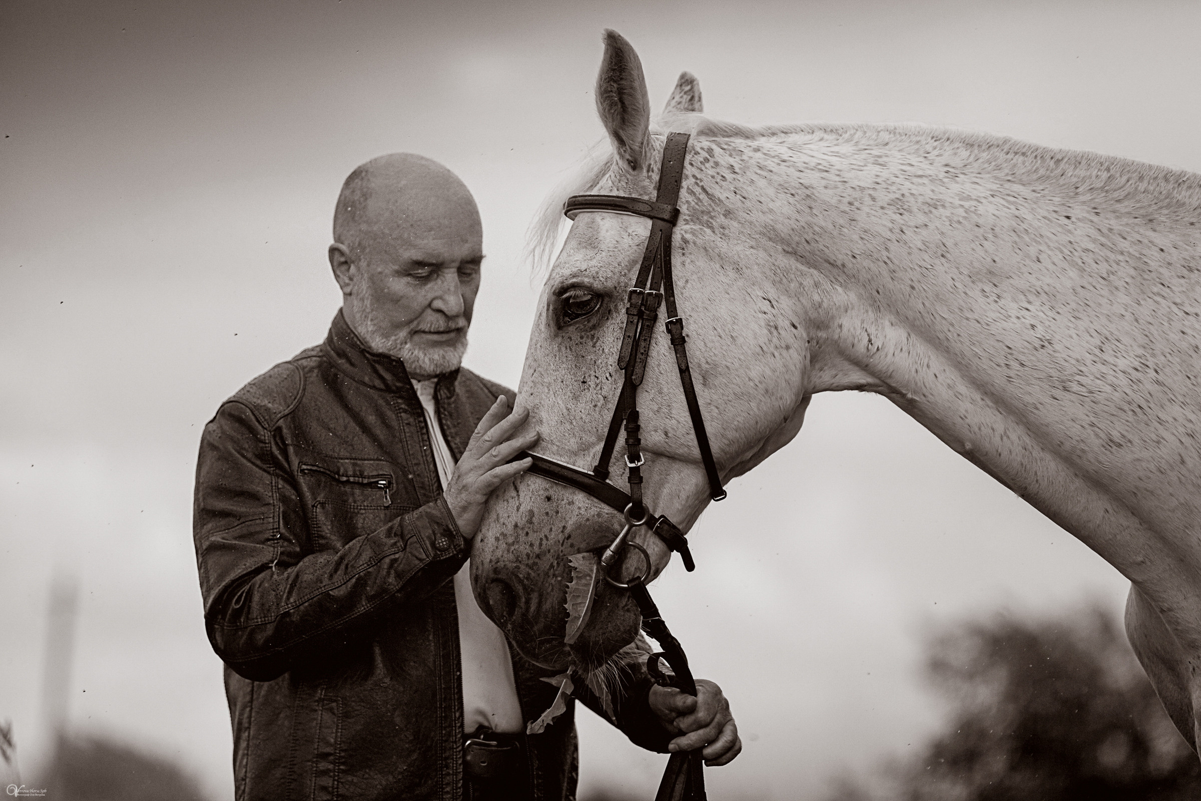 В ливень_Мужской портрет. Фотограф женский и мужской портрет Санкт-Петербург