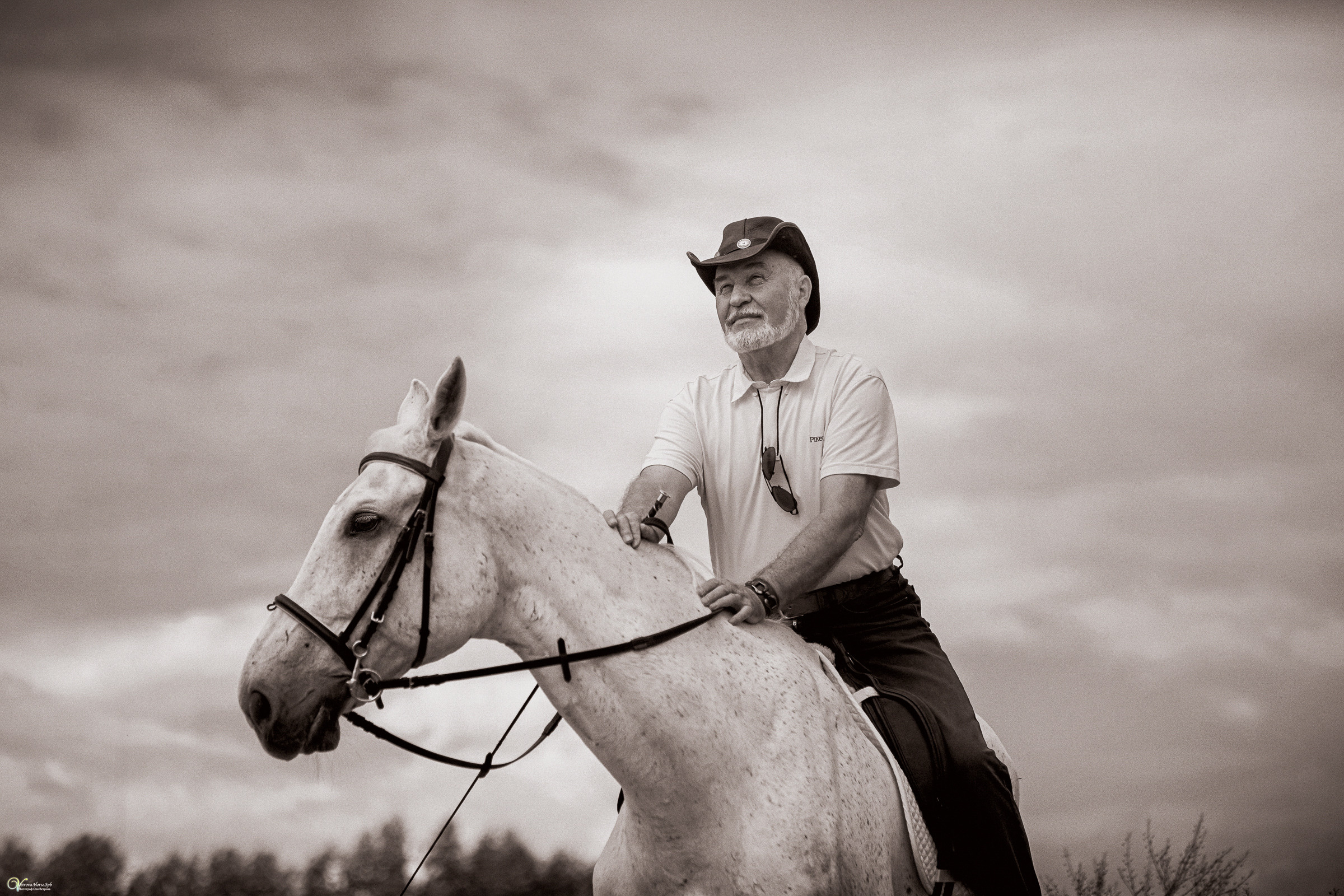 Мужской портрет верхом. Фотограф женский и мужской портрет Санкт-Петербург