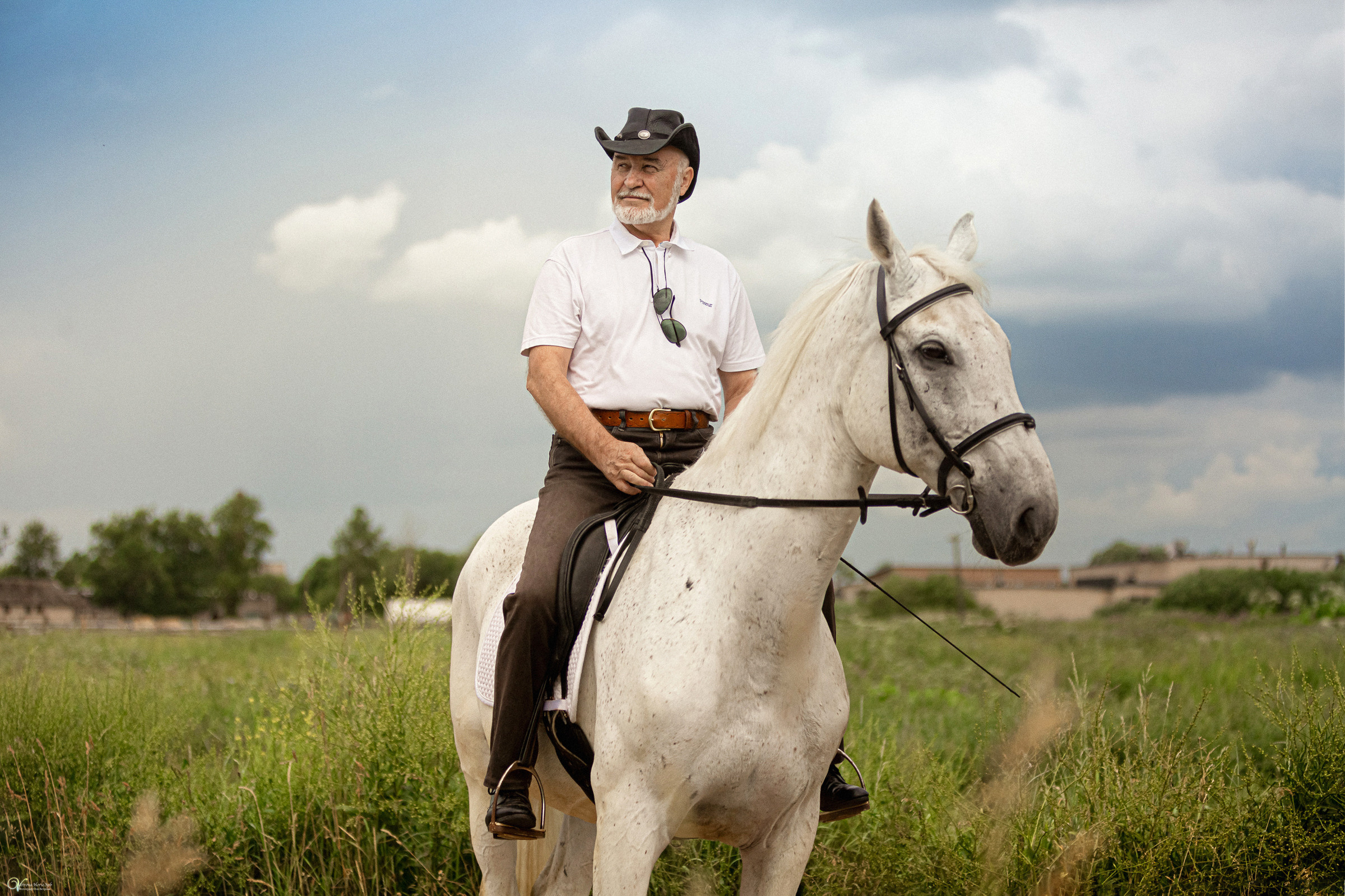 Мужской портрет верхом. Фотограф женский и мужской портрет Санкт-Петербург