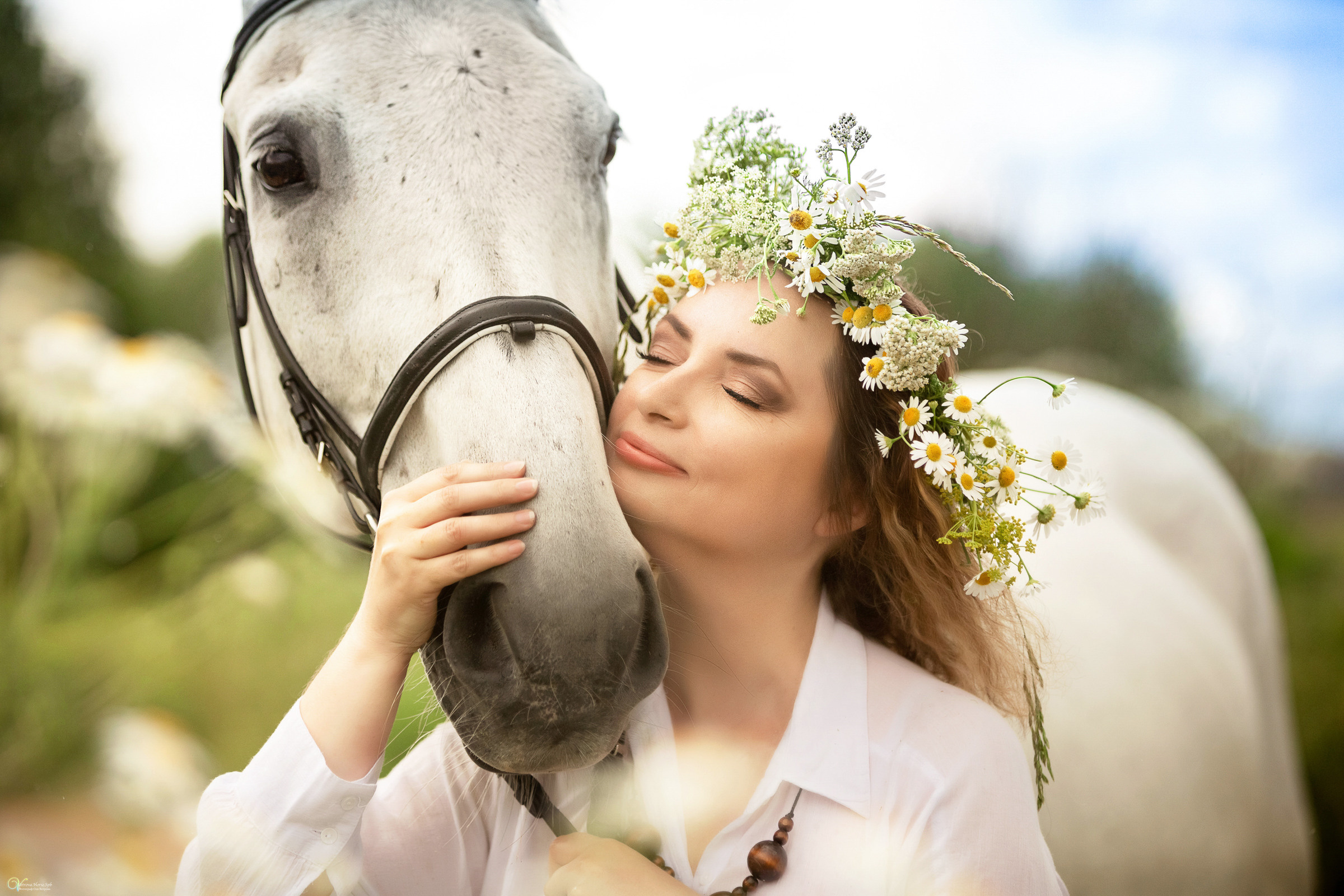 В поле с ромашками. Фотограф женский и мужской портрет Санкт-Петербург