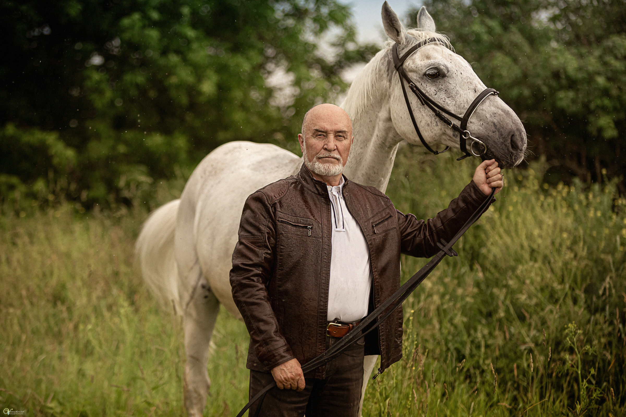 В ливень_Мужской портрет. Фотограф женский и мужской портрет Санкт-Петербург