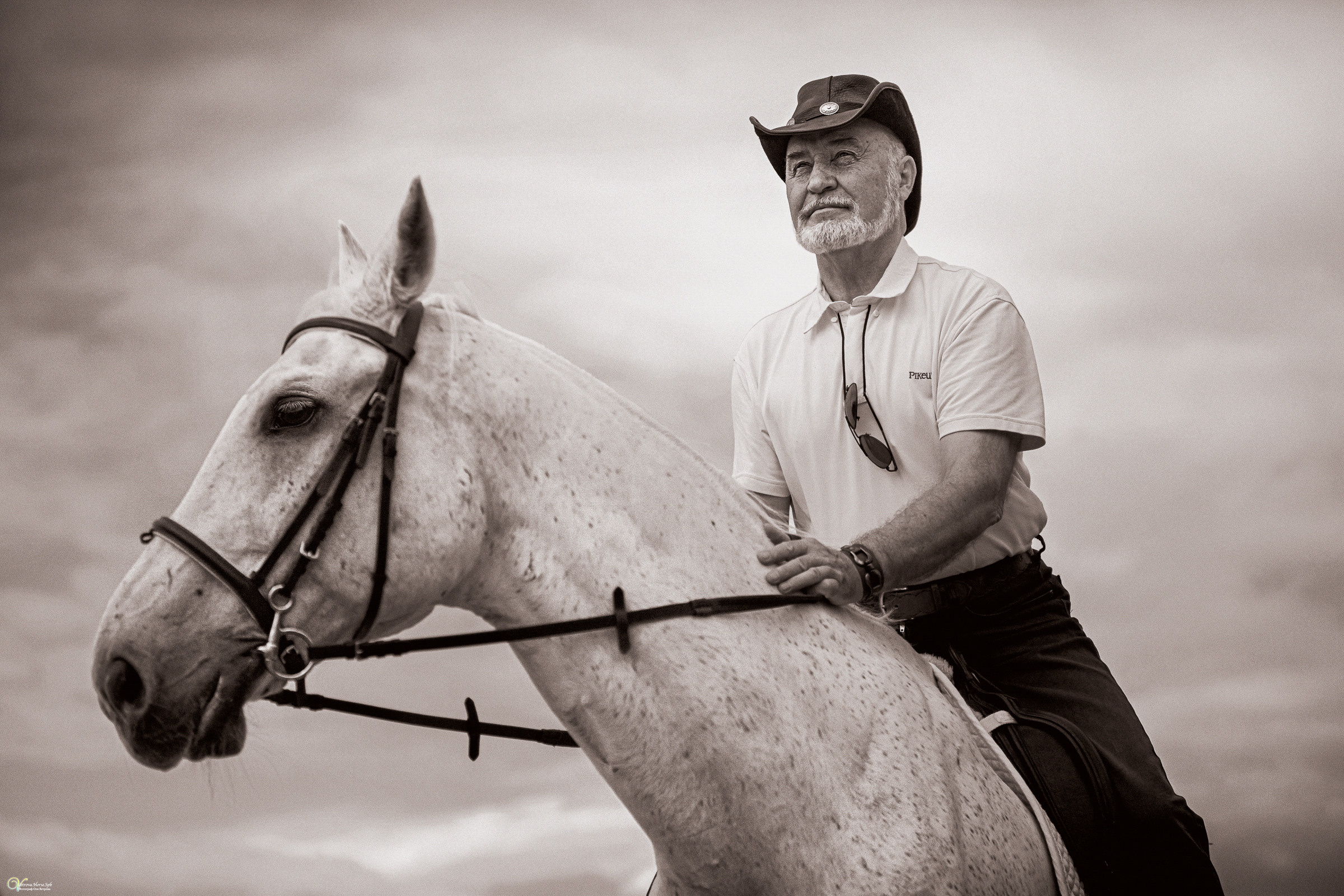 Мужской портрет верхом. Фотограф женский и мужской портрет Санкт-Петербург