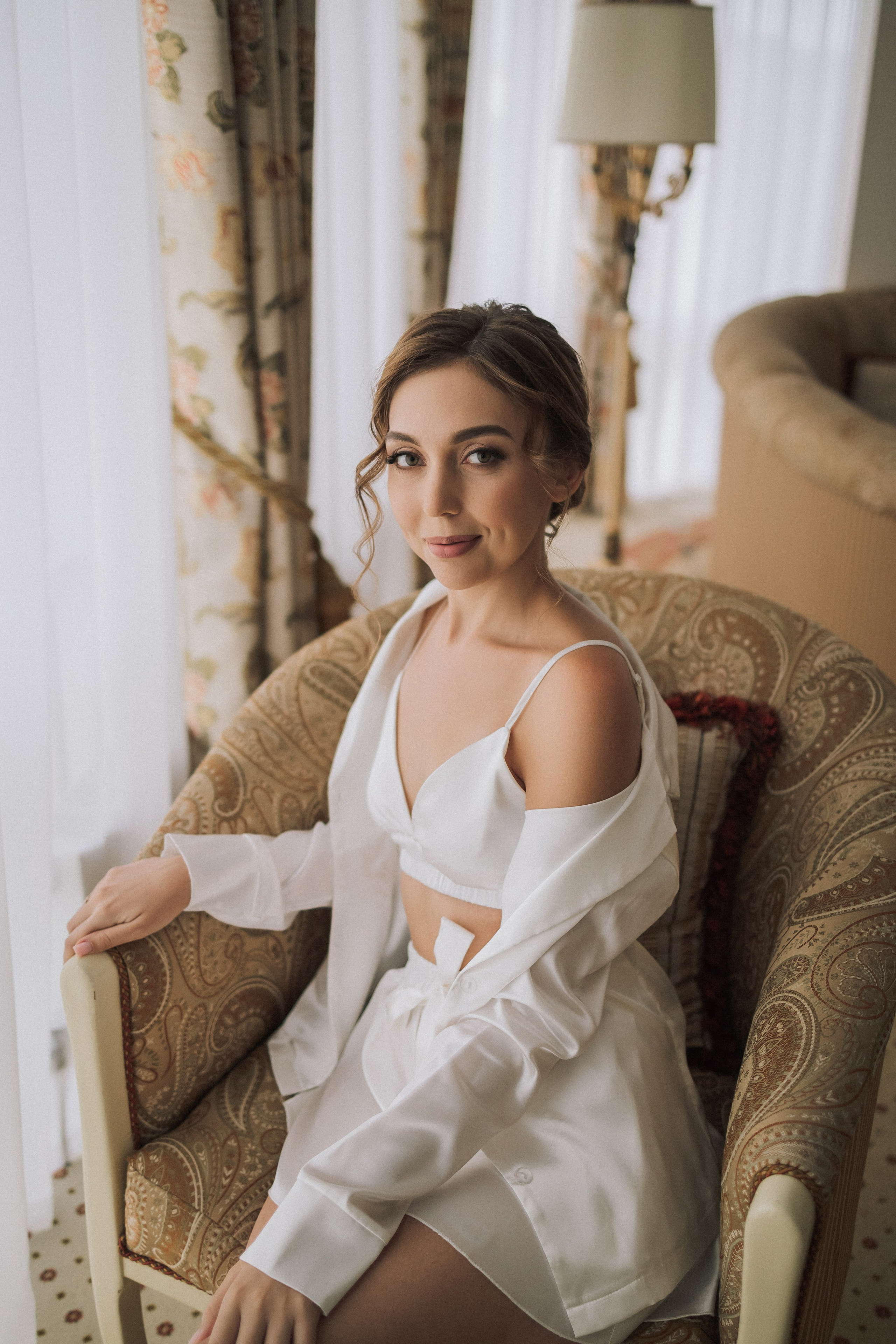 Свадебная прогулка Екатерины и Евгения. Свадебная фотография. Арина Рубах