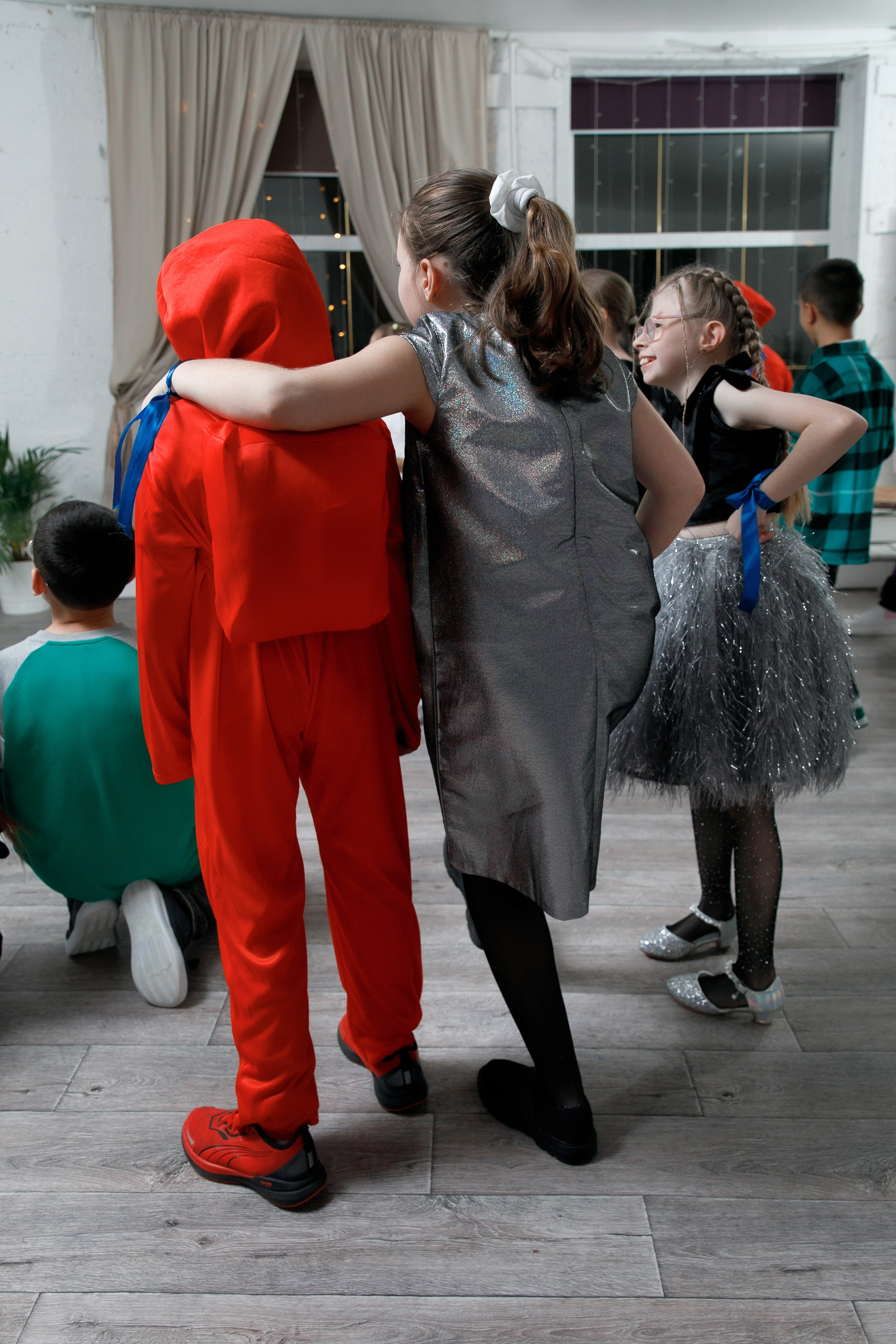 Школа «Кристалл» | Новогодняя программа. Свадебный, семейный и школьный фотограф в Сызрани Максим Баталов