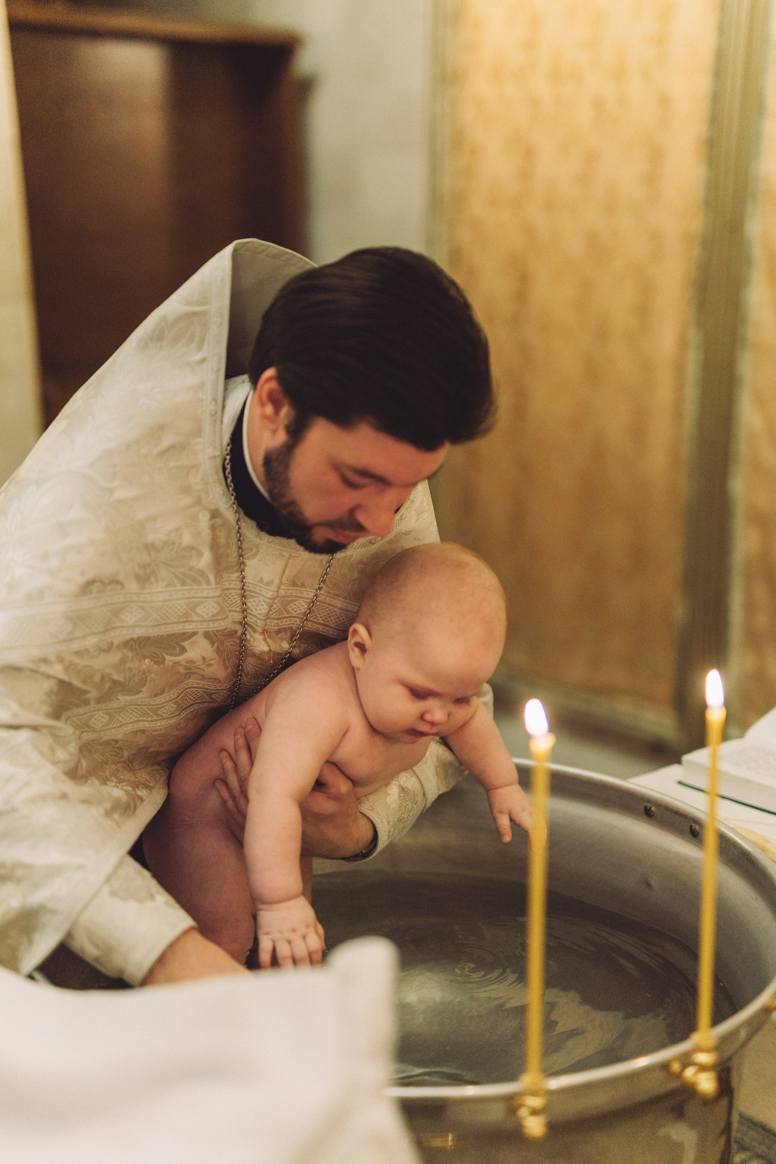 Крещение в Храме Христа Спасителя. Фотография о важном