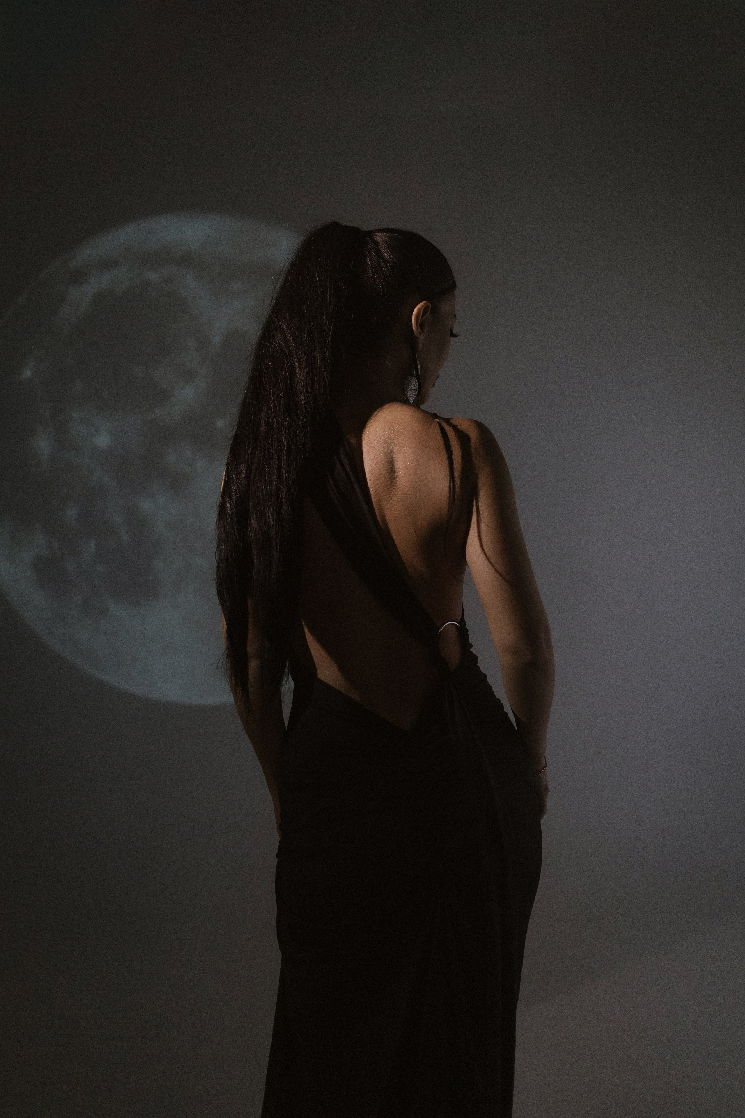 Фотосессия с луной в студии. Фотограф Евпатория Крым