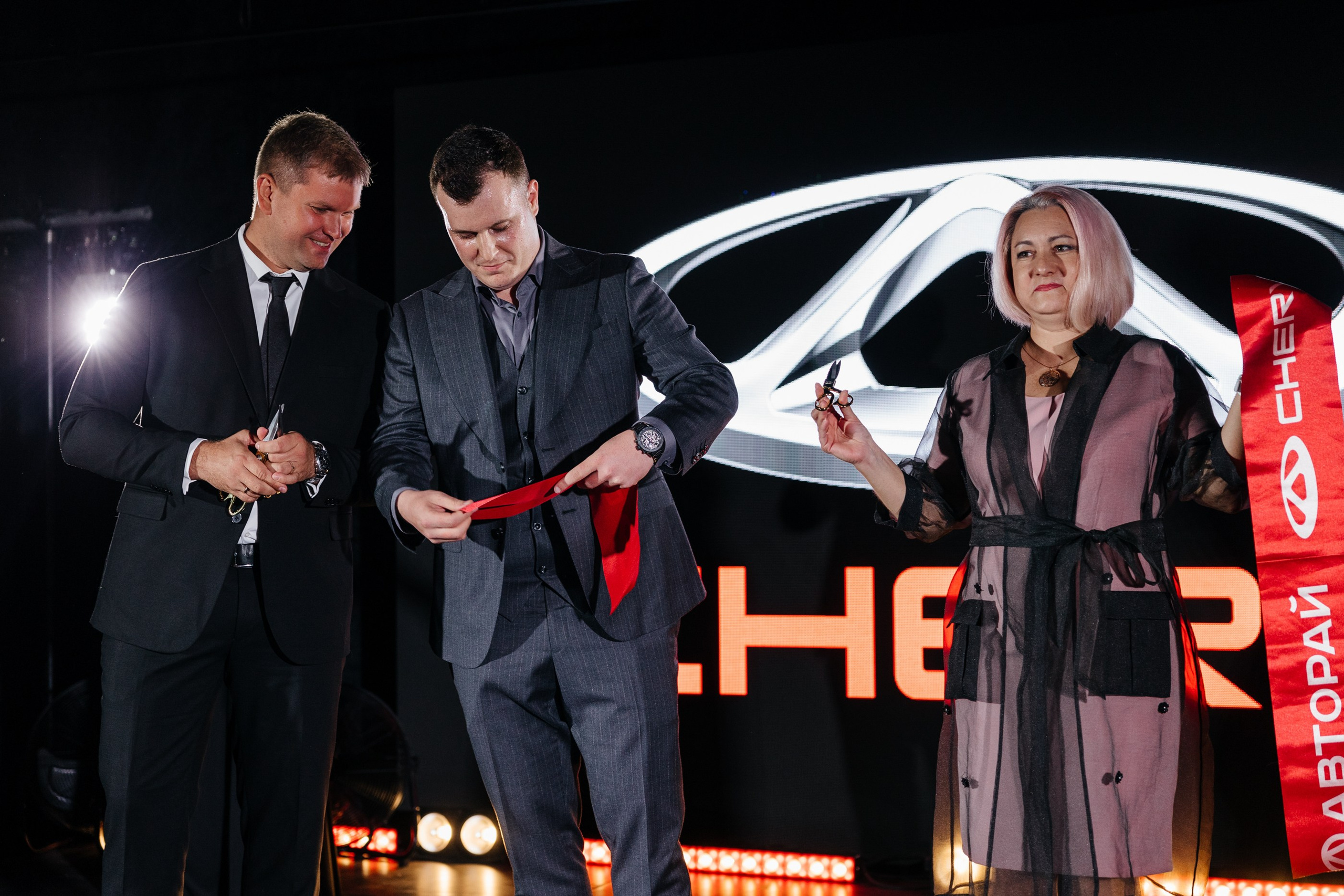 Открытие авто салона Chery Авторай. Свадебный фотограф в Ульяновске Алексей Китов