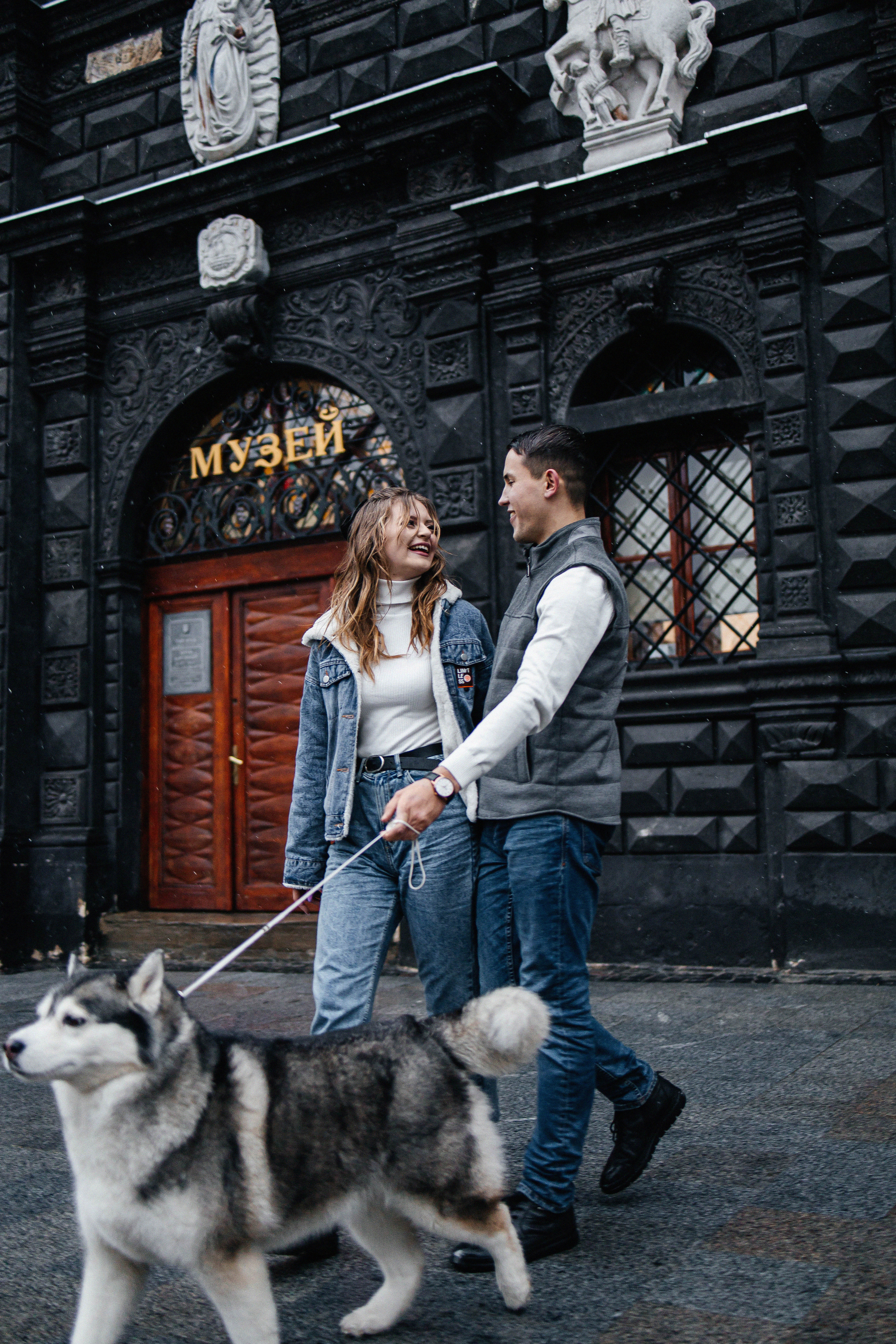 На катке во Львове. Свадебный и портретный фотограф Минск Евсович Инна