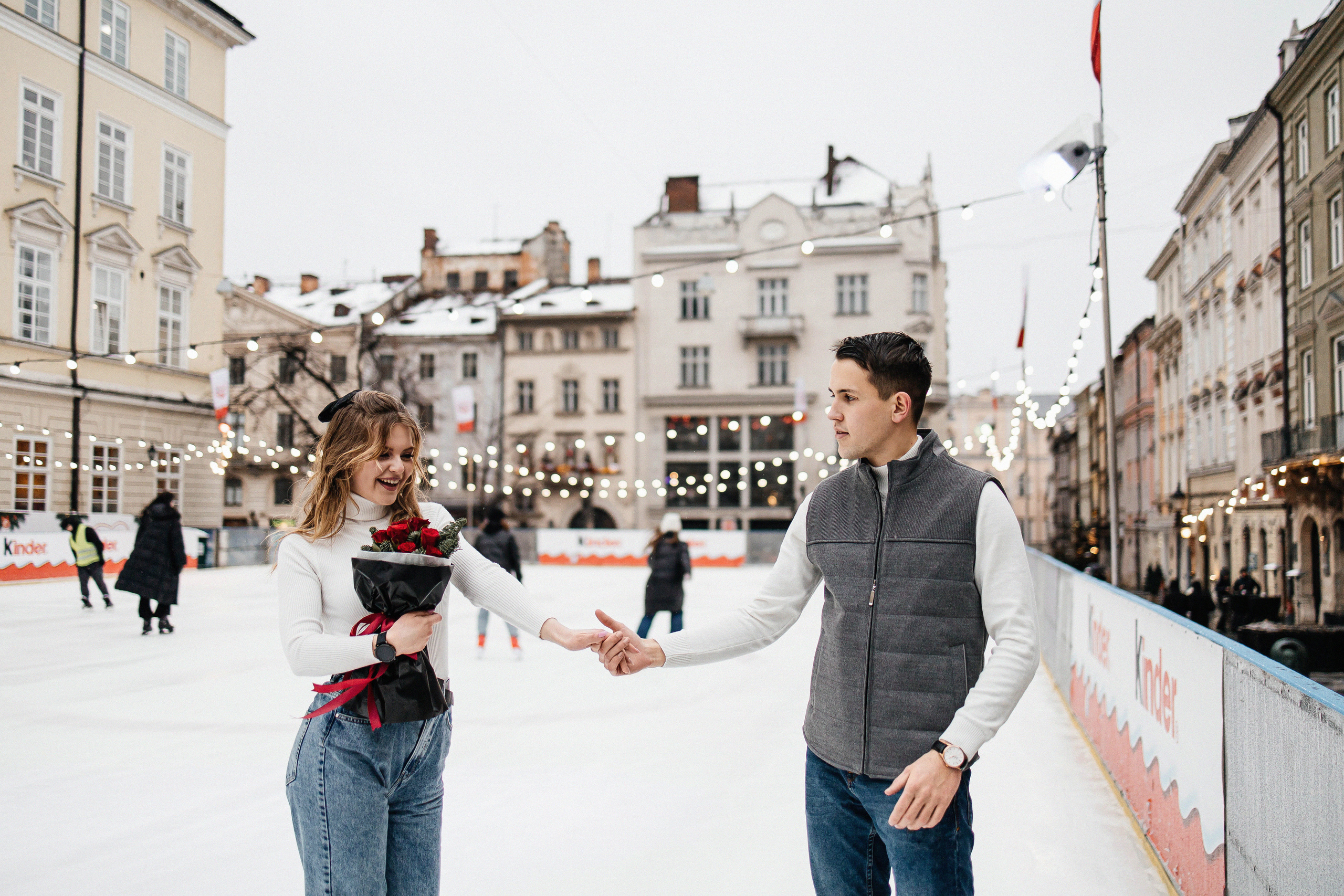 На катке во Львове. Свадебный и портретный фотограф Минск Евсович Инна