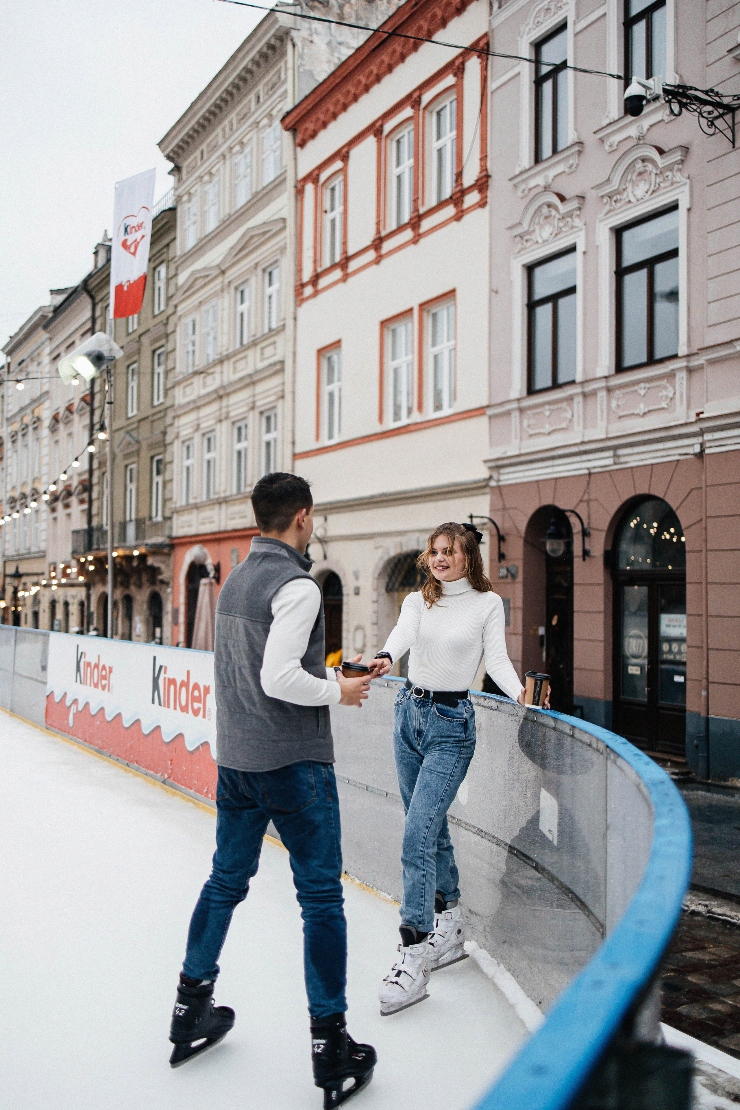 На катке во Львове. Свадебный и портретный фотограф Минск Евсович Инна