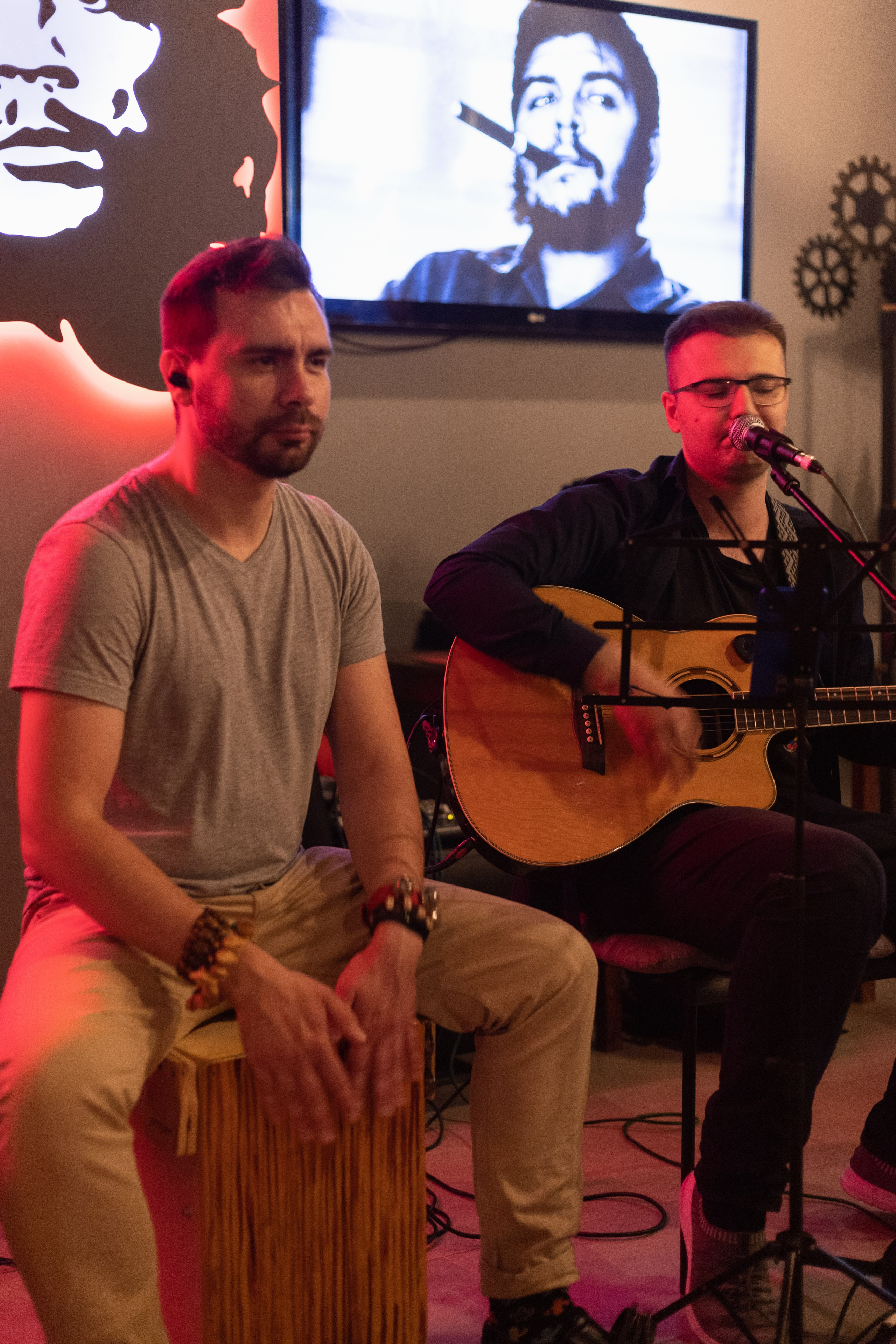 Паб Революция. Фотограф Денис Лесковский (Тюмень)