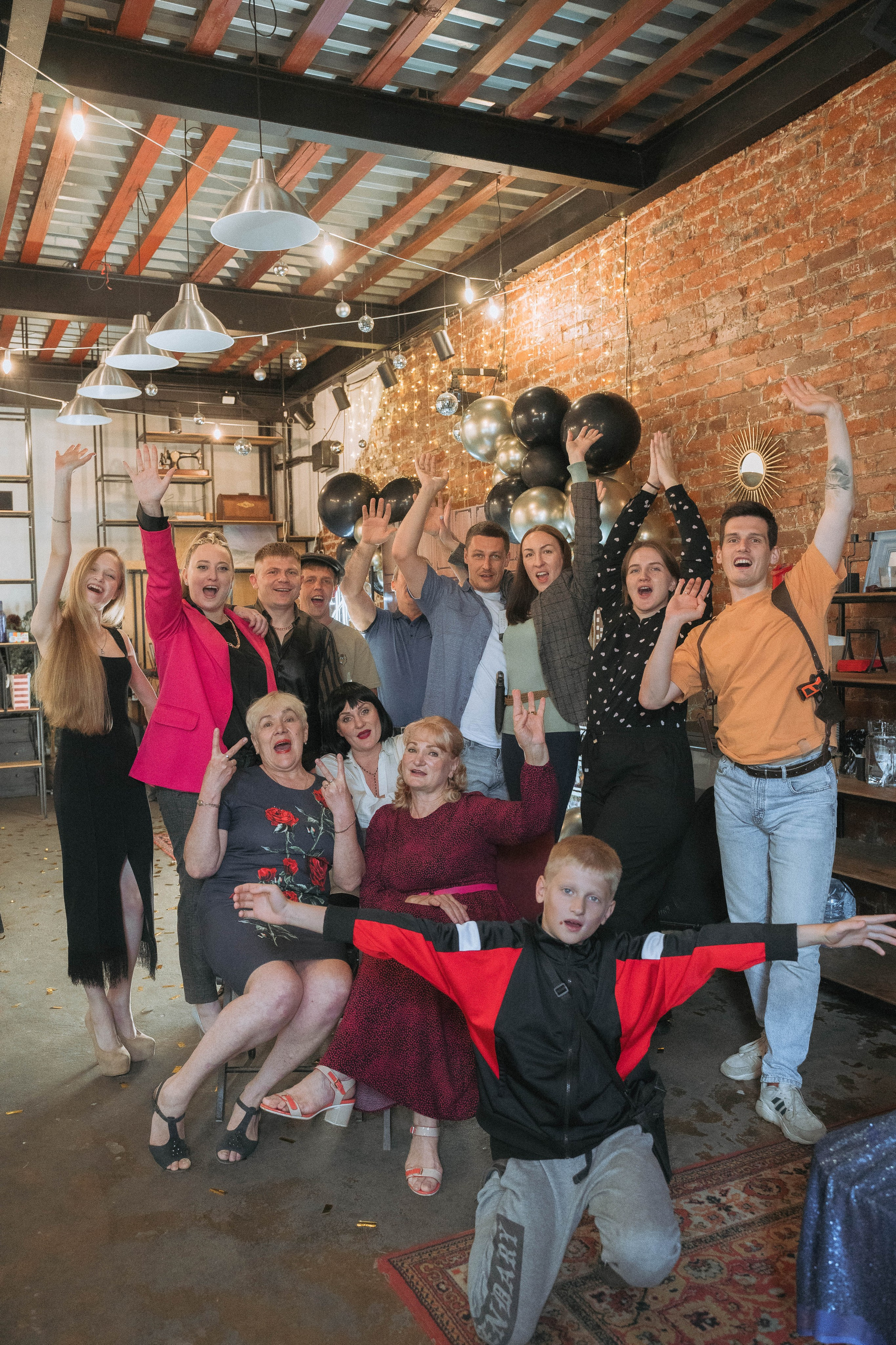 Вечеринка в стиле 90х. ALISON FILMS