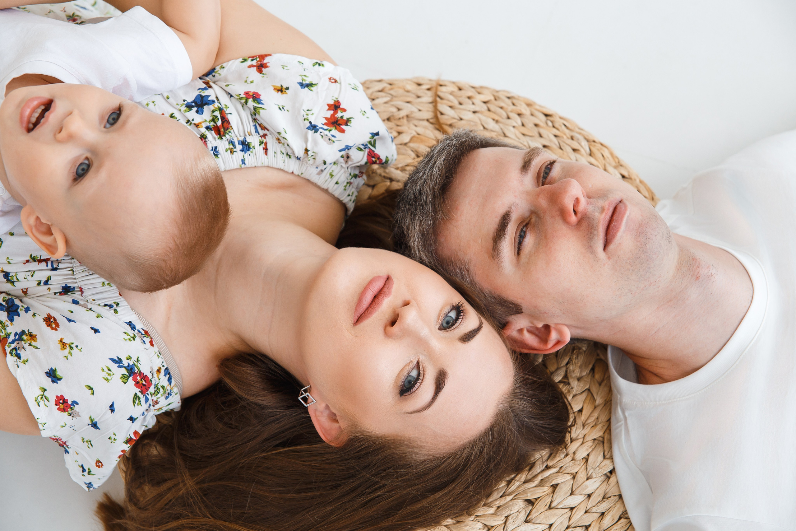 Даня и Лев с родителями. Событийный фотограф Максим Бескоровайновнов