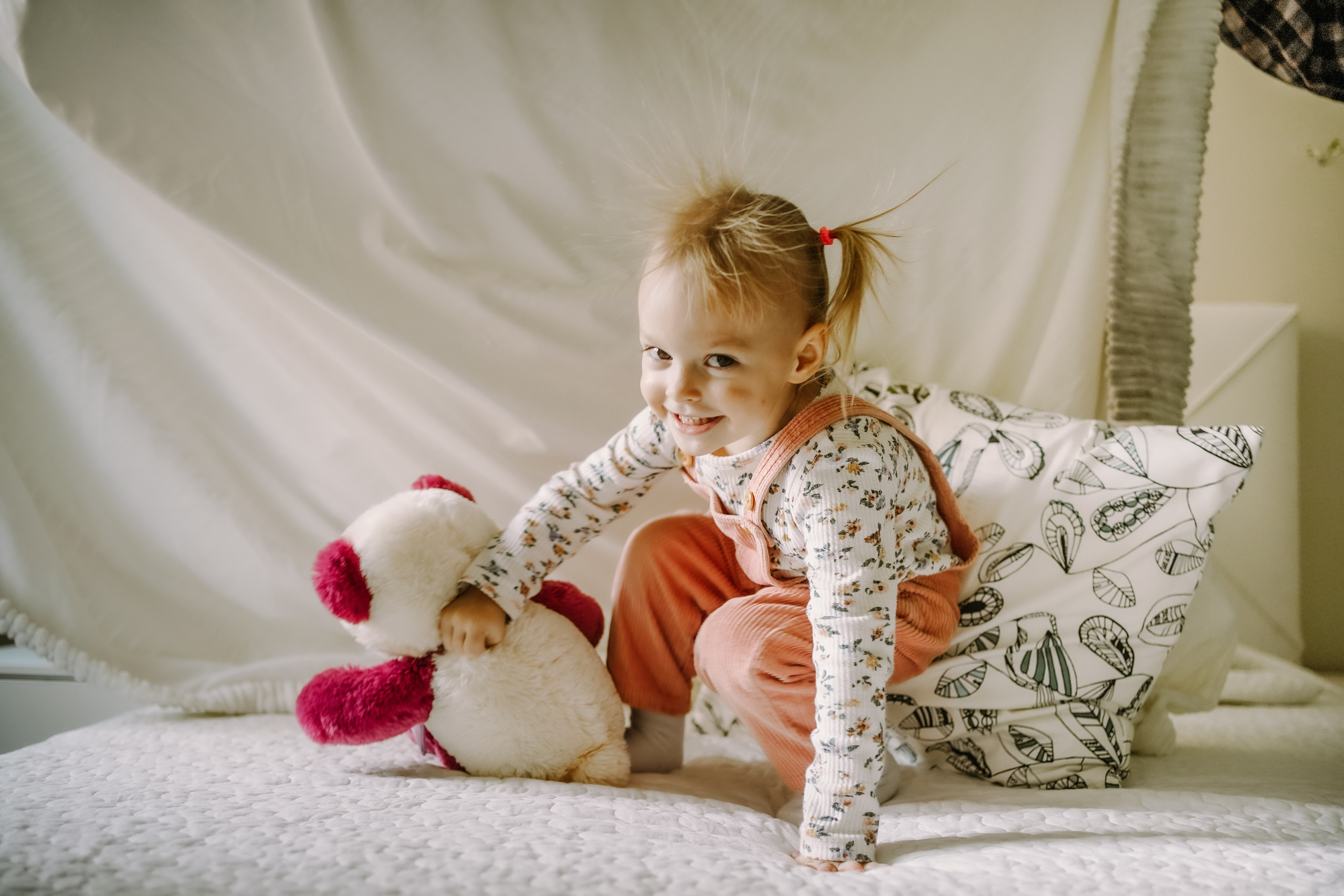 Карина, Андрей, Эмили. Главная