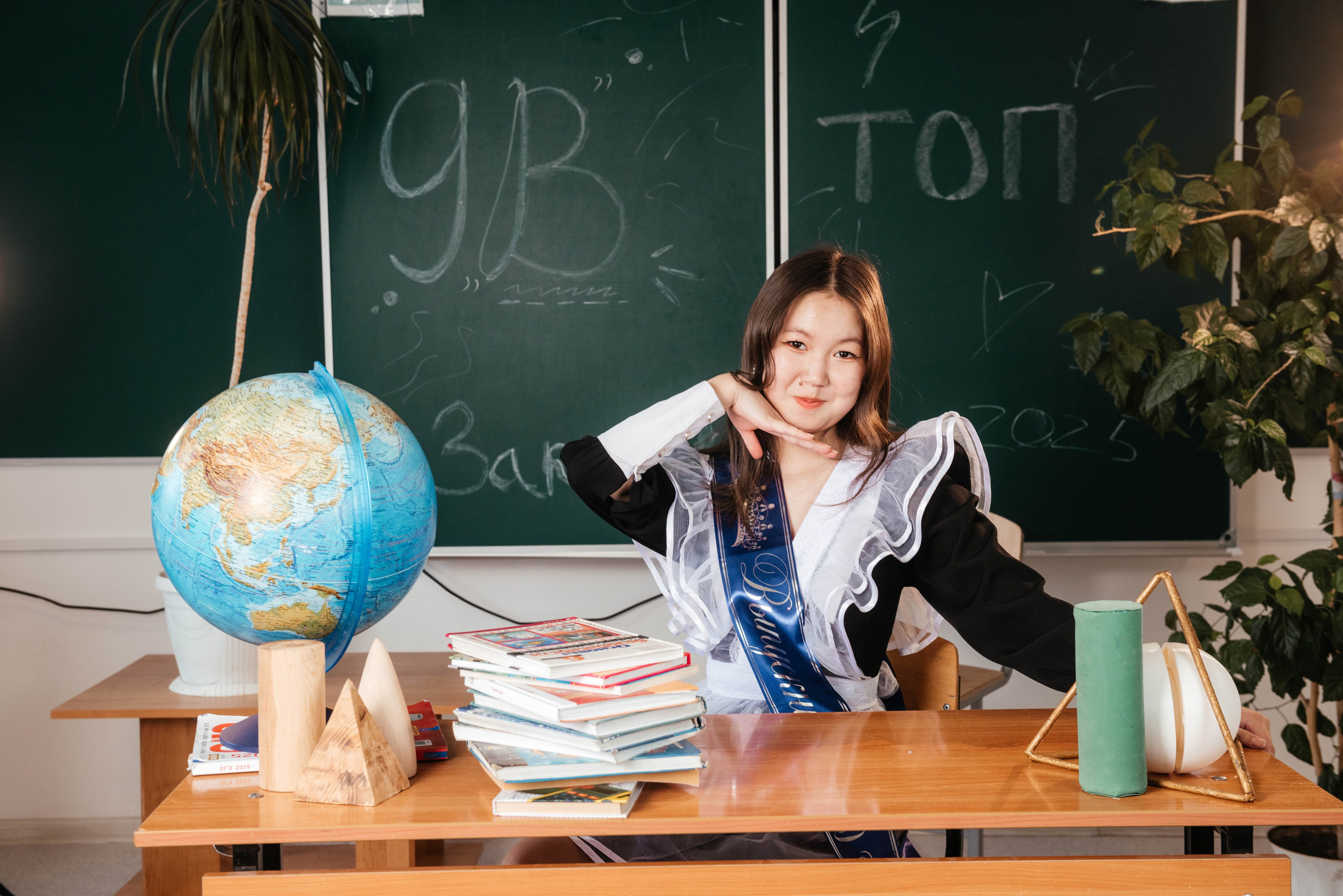 Выпускной фотоальбом для средней школы. Фотограф Эллина Дар г. Улан-Удэ