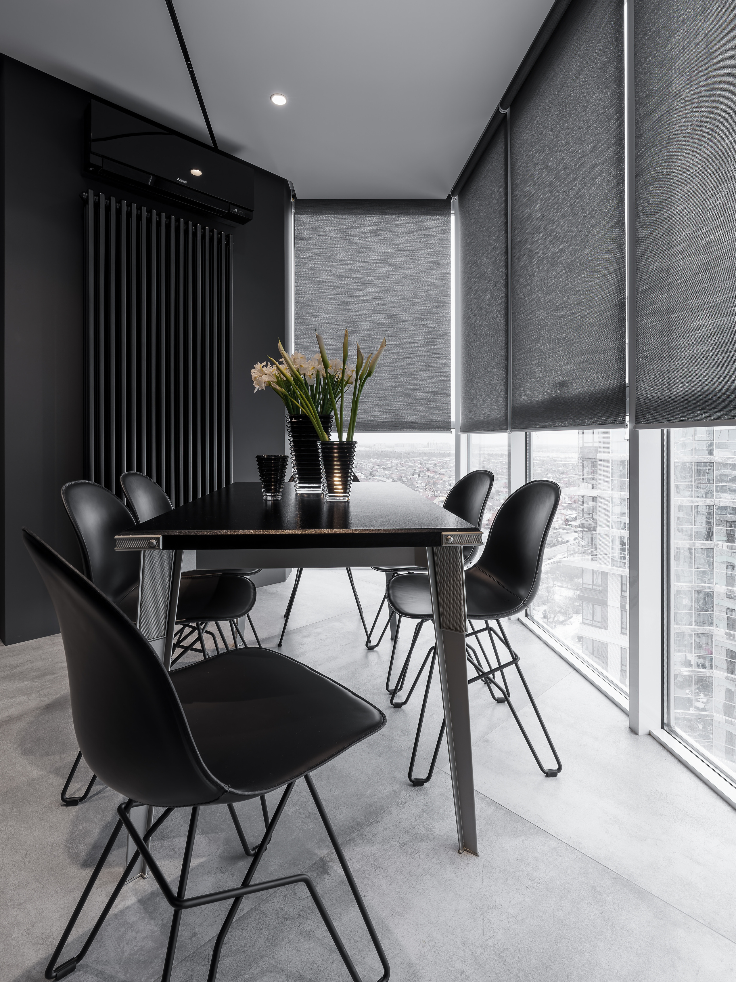 дизайнер Евгений Махнёв, декоратор Лиа Саргсян, фотограф Сергей Денисенко