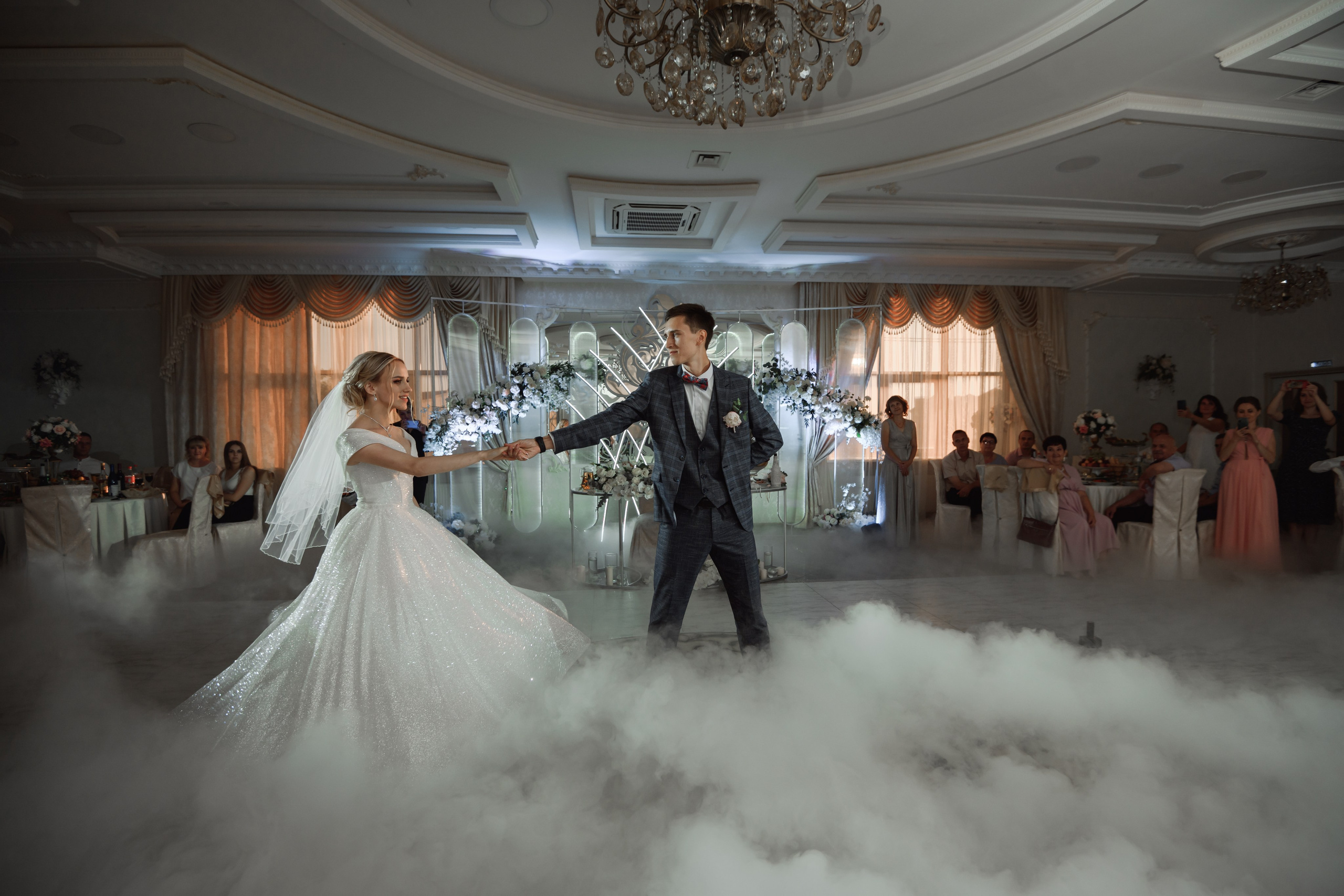 B & A. Свадебный фотограф в г. Астрахань. Так же выезжаю в другие города