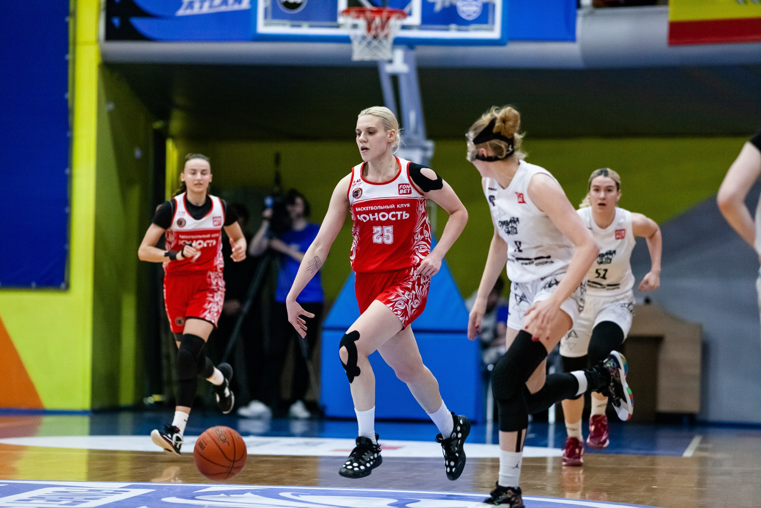 Славянка — Юность. Фотография