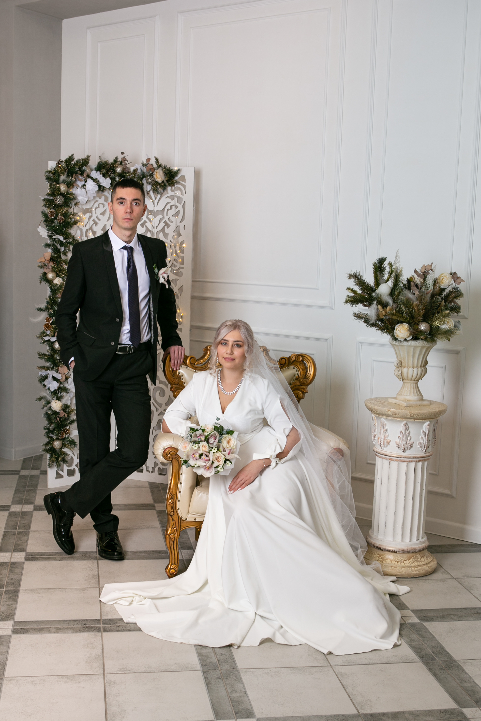 Свадебный фотограф в Омске. Счастливые моменты Вашей жизни. Фотограф Наталья Стаг в Омске. Фотографирую в разных стилях в разных студиях, а так же в школах и садах. Печатаю выпускные фотоальбомы