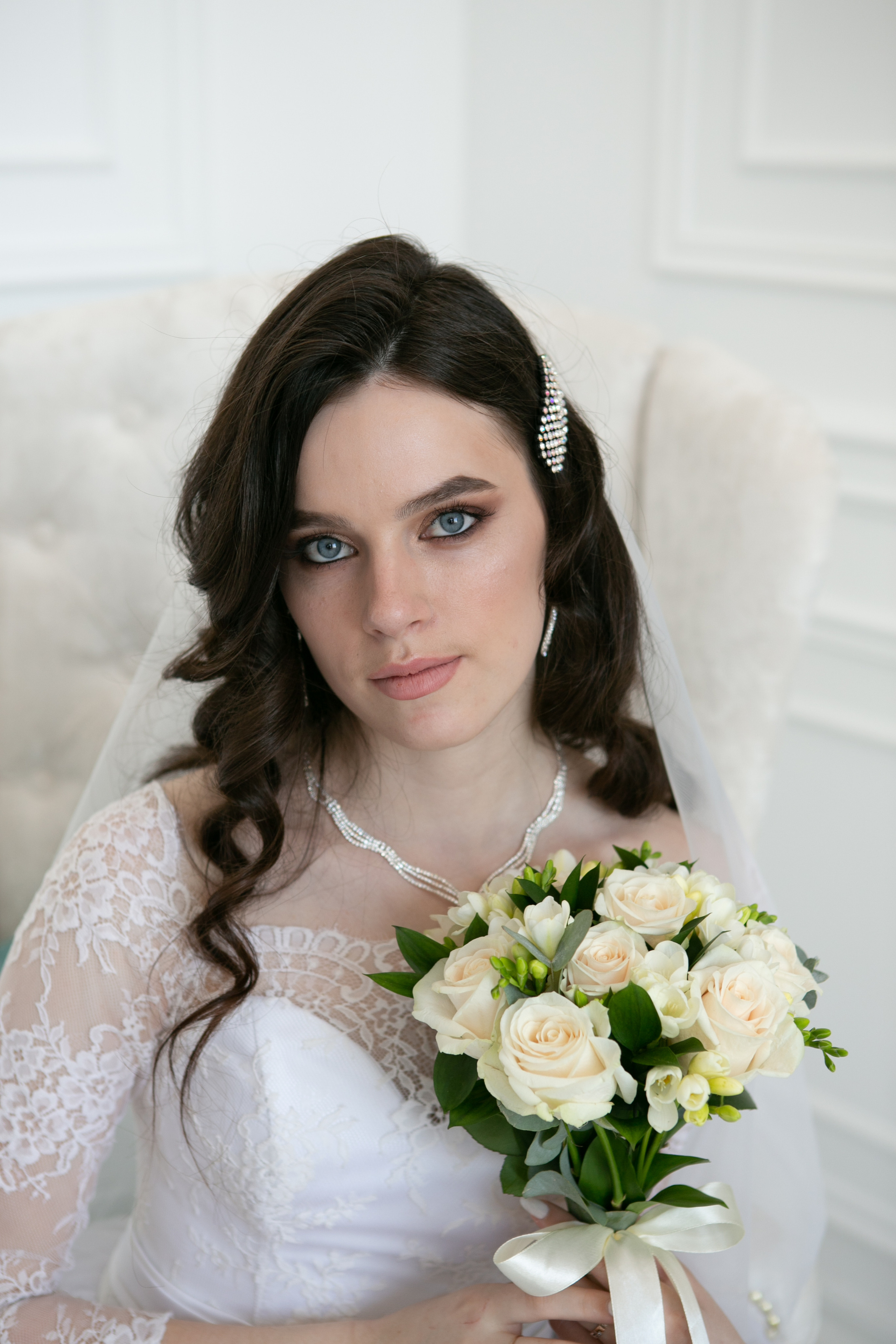 Свадебный фотограф в Омске. Счастливые моменты Вашей жизни. Фотограф Наталья Стаг в Омске. Фотографирую в разных стилях в разных студиях, а так же в школах и садах. Печатаю выпускные фотоальбомы