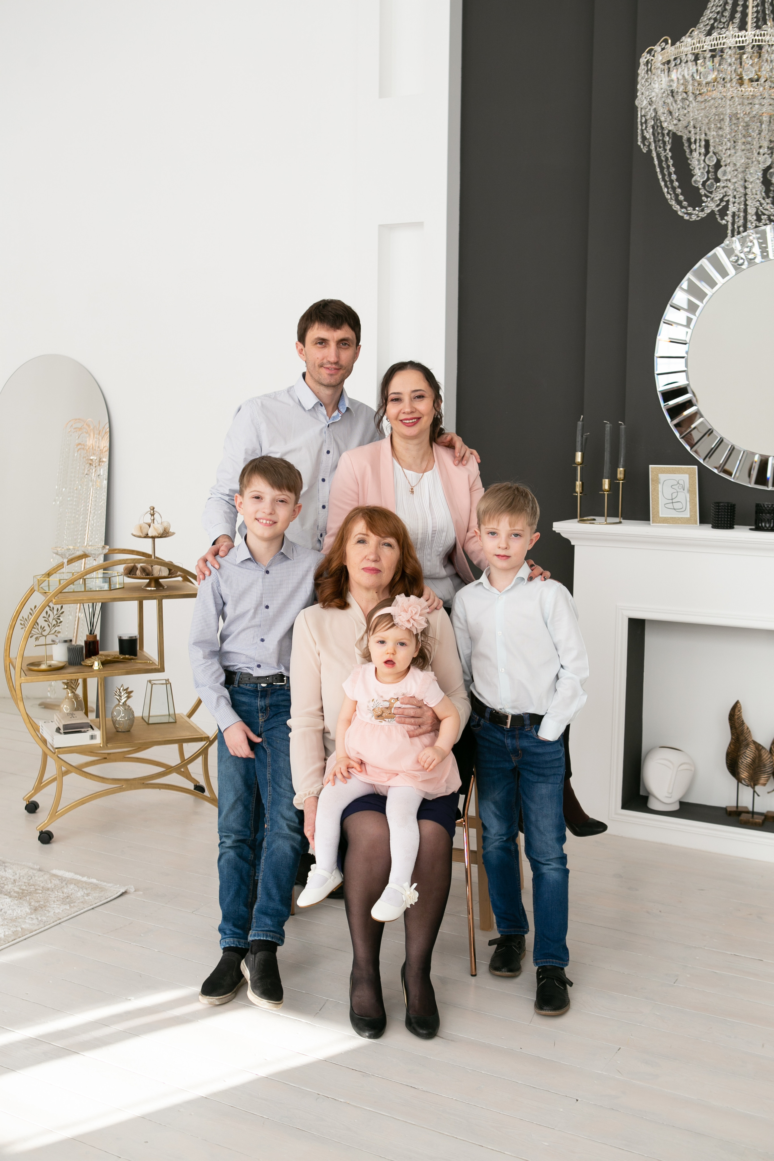 Большие семьи. Фотограф Наталья Стаг в Омске. Фотографирую в разных стилях в разных студиях, а так же в школах и садах. Печатаю выпускные фотоальбомы