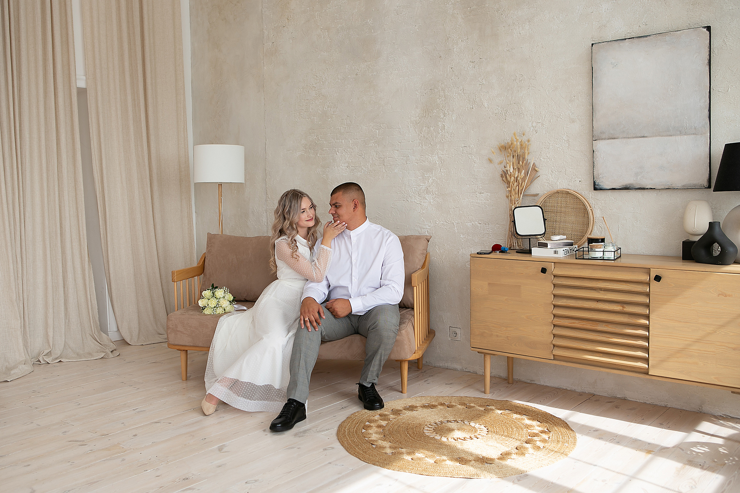 Свадебный фотограф в Омске. Счастливые моменты Вашей жизни. Фотограф Наталья Стаг в Омске. Фотографирую в разных стилях в разных студиях, а так же в школах и садах. Печатаю выпускные фотоальбомы