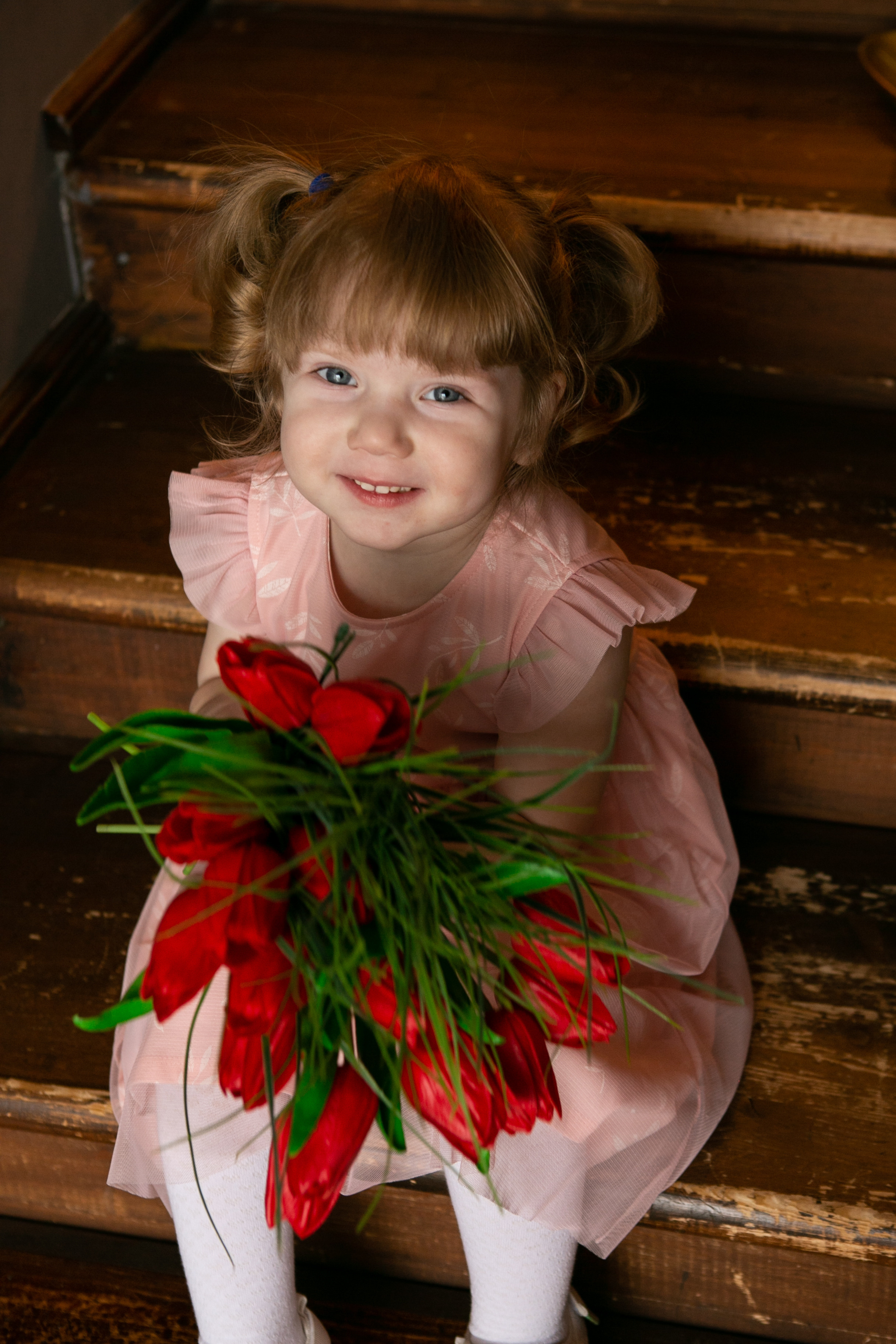 Портретная съемка. Фотограф Наталья Стаг в Омске. Фотографирую в разных стилях в разных студиях, а так же в школах и садах. Печатаю выпускные фотоальбомы