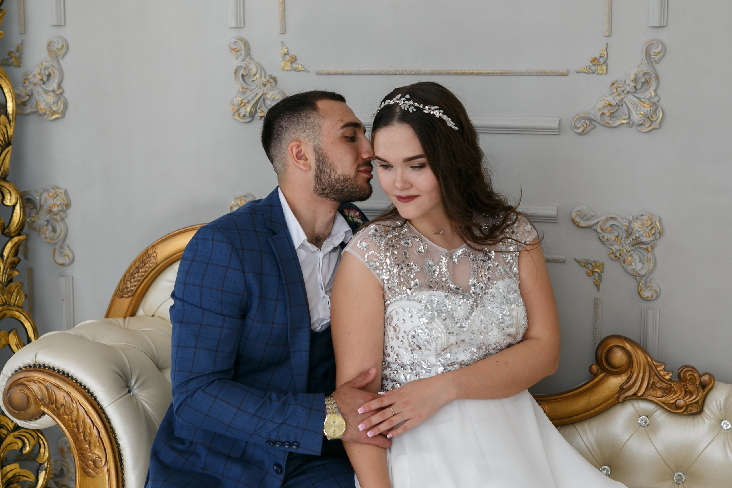 Свадебный фотограф в Омске. Счастливые моменты Вашей жизни. Фотограф Наталья Стаг в Омске. Фотографирую в разных стилях в разных студиях, а так же в школах и садах. Печатаю выпускные фотоальбомы