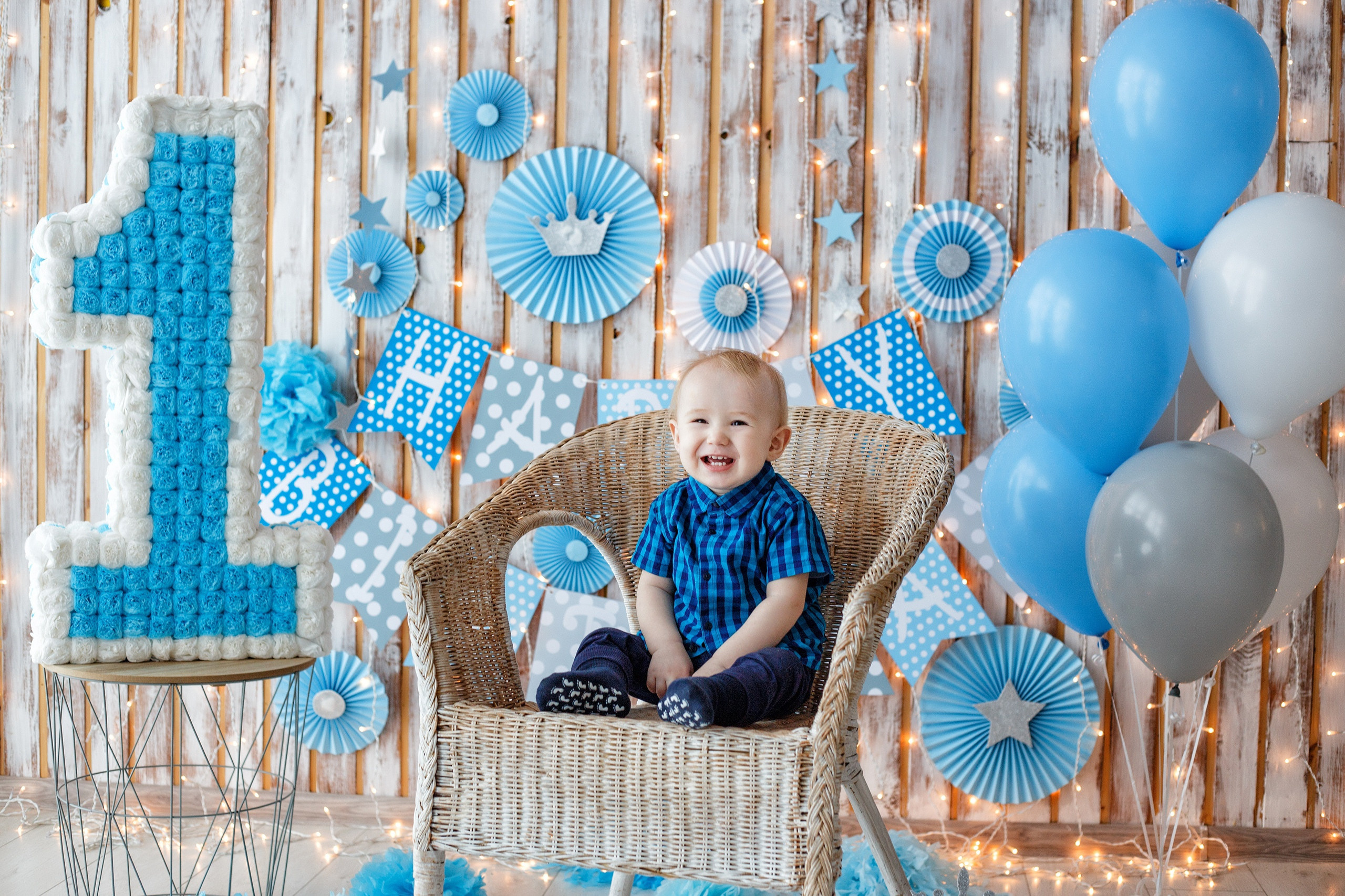 Именинники. Фотограф Наталья Стаг в Омске. Фотографирую в разных стилях в разных студиях, а так же в школах и садах. Печатаю выпускные фотоальбомы