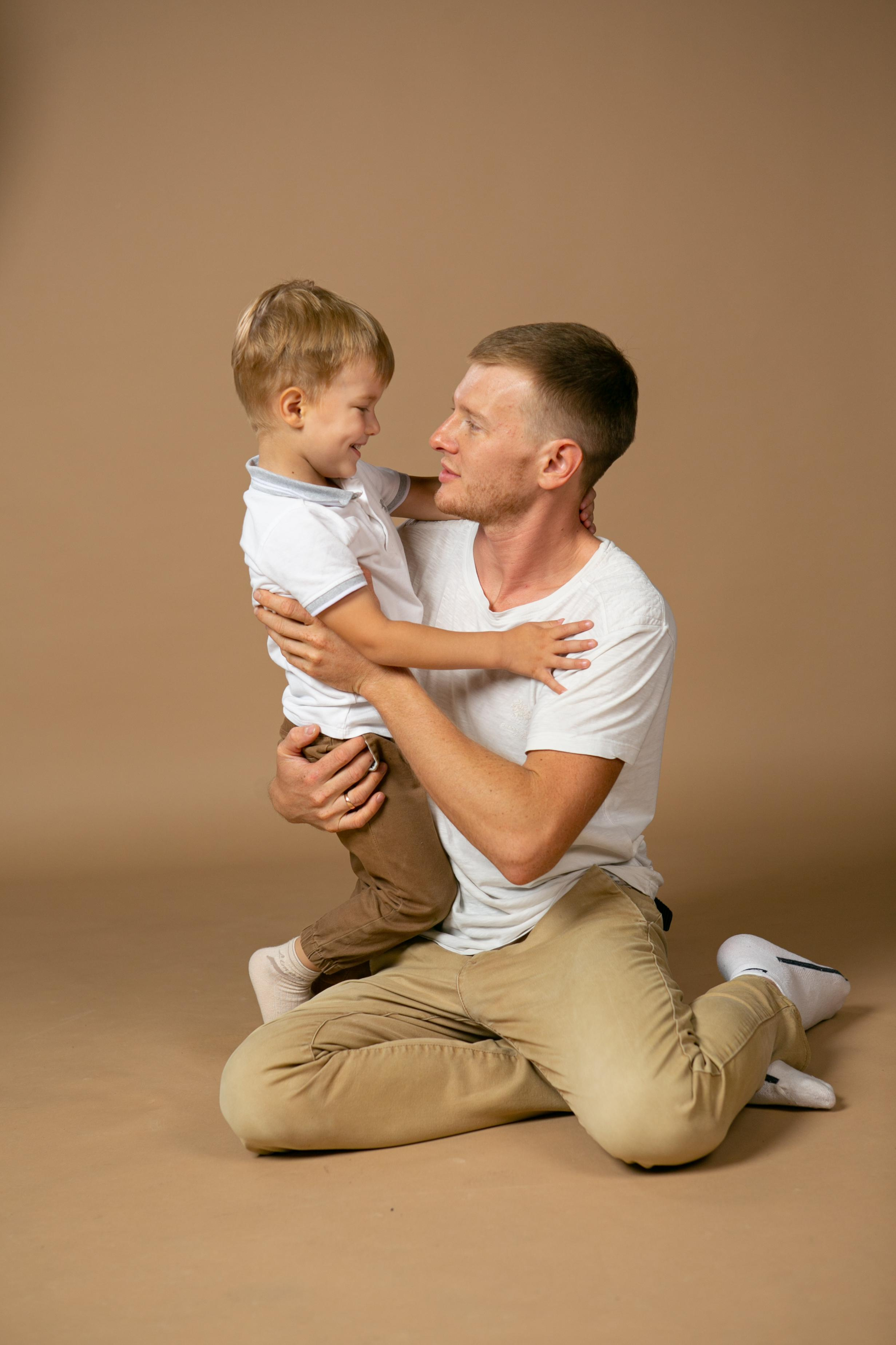 Фотопроект Мама и малыш. Фотограф Наталья Стаг в Омске. Фотографирую в разных стилях в разных студиях, а так же в школах и садах. Печатаю выпускные фотоальбомы