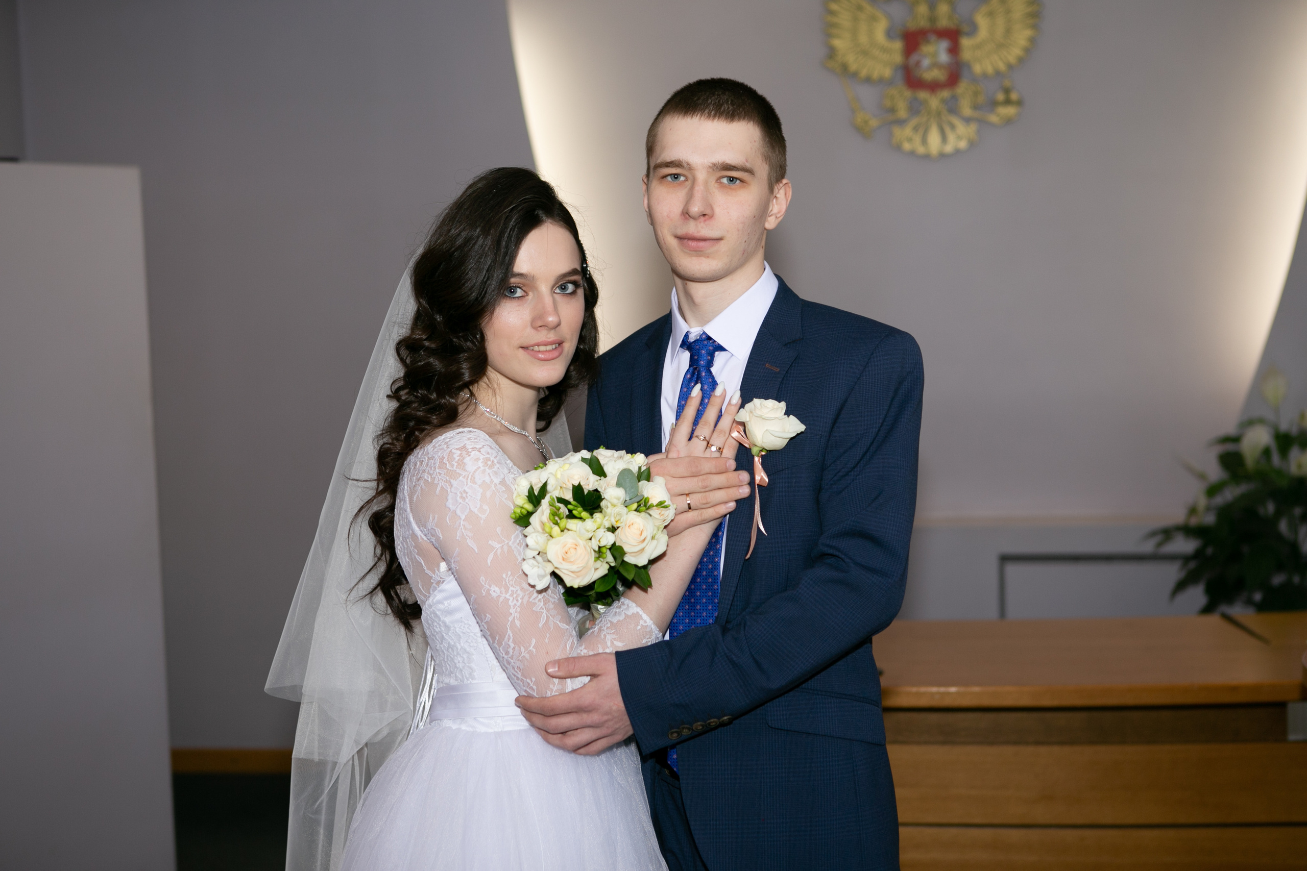 Свадебный фотограф в Омске. Счастливые моменты Вашей жизни. Фотограф Наталья Стаг в Омске. Фотографирую в разных стилях в разных студиях, а так же в школах и садах. Печатаю выпускные фотоальбомы