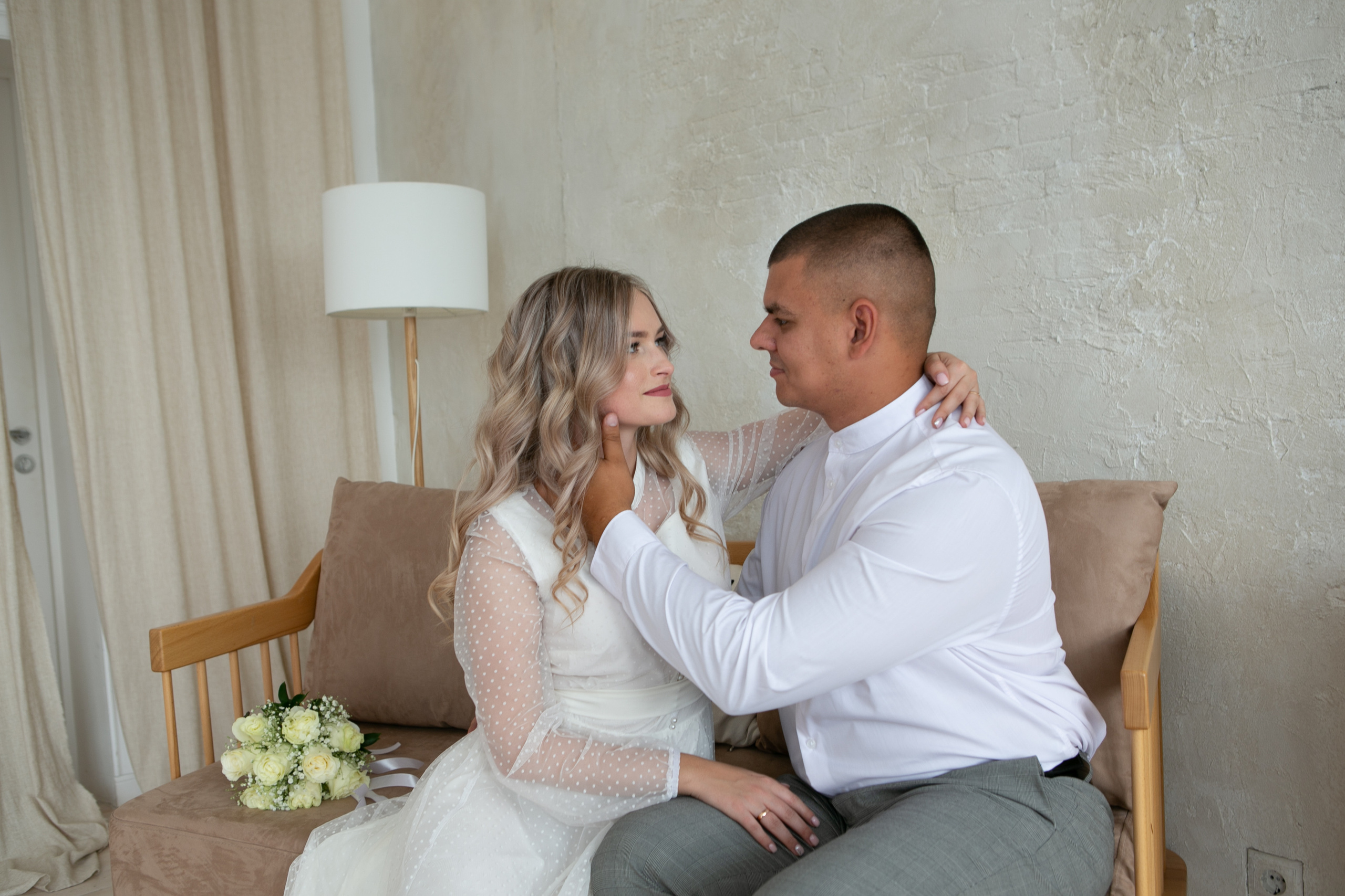 Свадебный фотограф в Омске. Счастливые моменты Вашей жизни. Фотограф Наталья Стаг в Омске. Фотографирую в разных стилях в разных студиях, а так же в школах и садах. Печатаю выпускные фотоальбомы