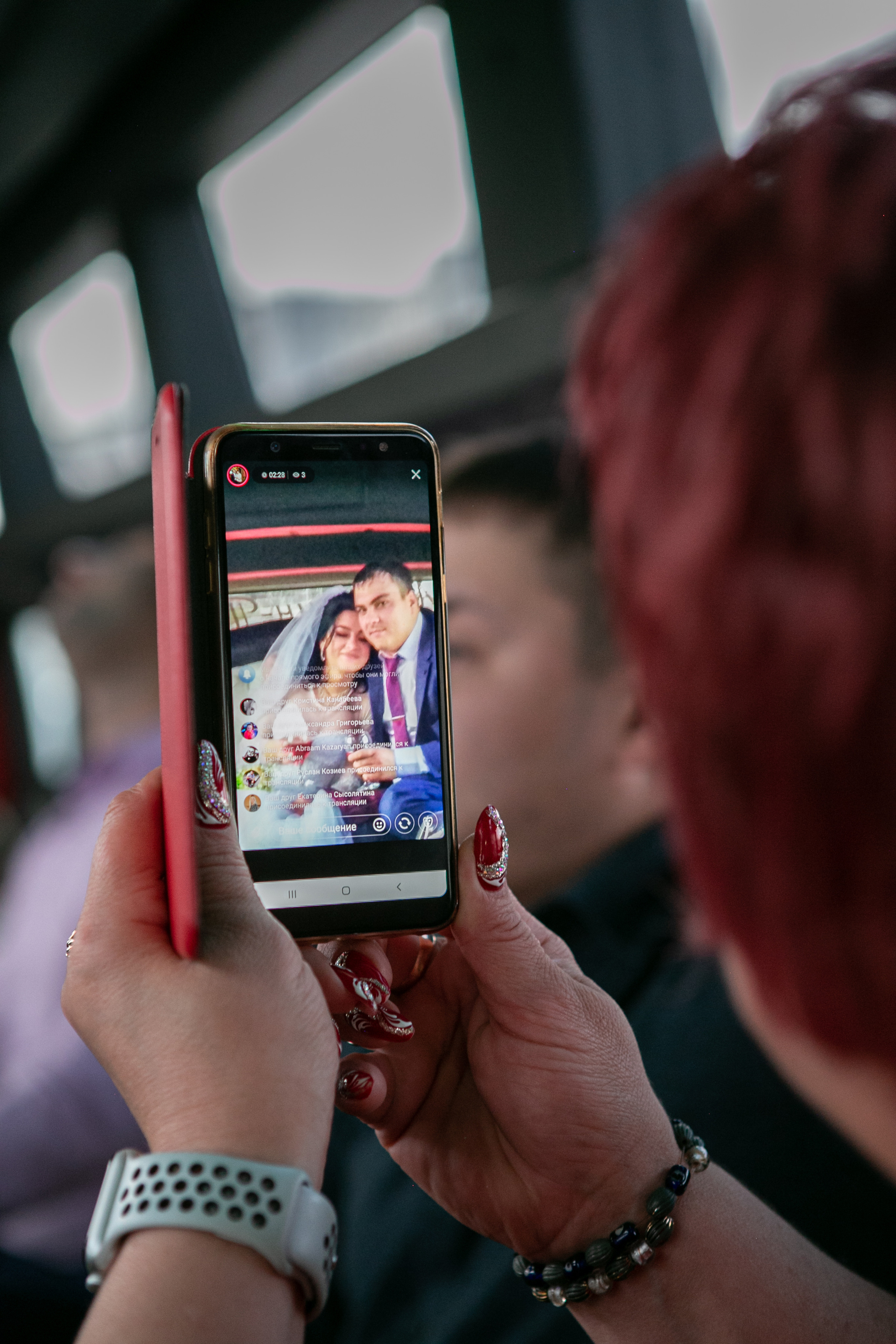 Свадебный фотограф в Омске. Счастливые моменты Вашей жизни. Фотограф Наталья Стаг в Омске. Фотографирую в разных стилях в разных студиях, а так же в школах и садах. Печатаю выпускные фотоальбомы