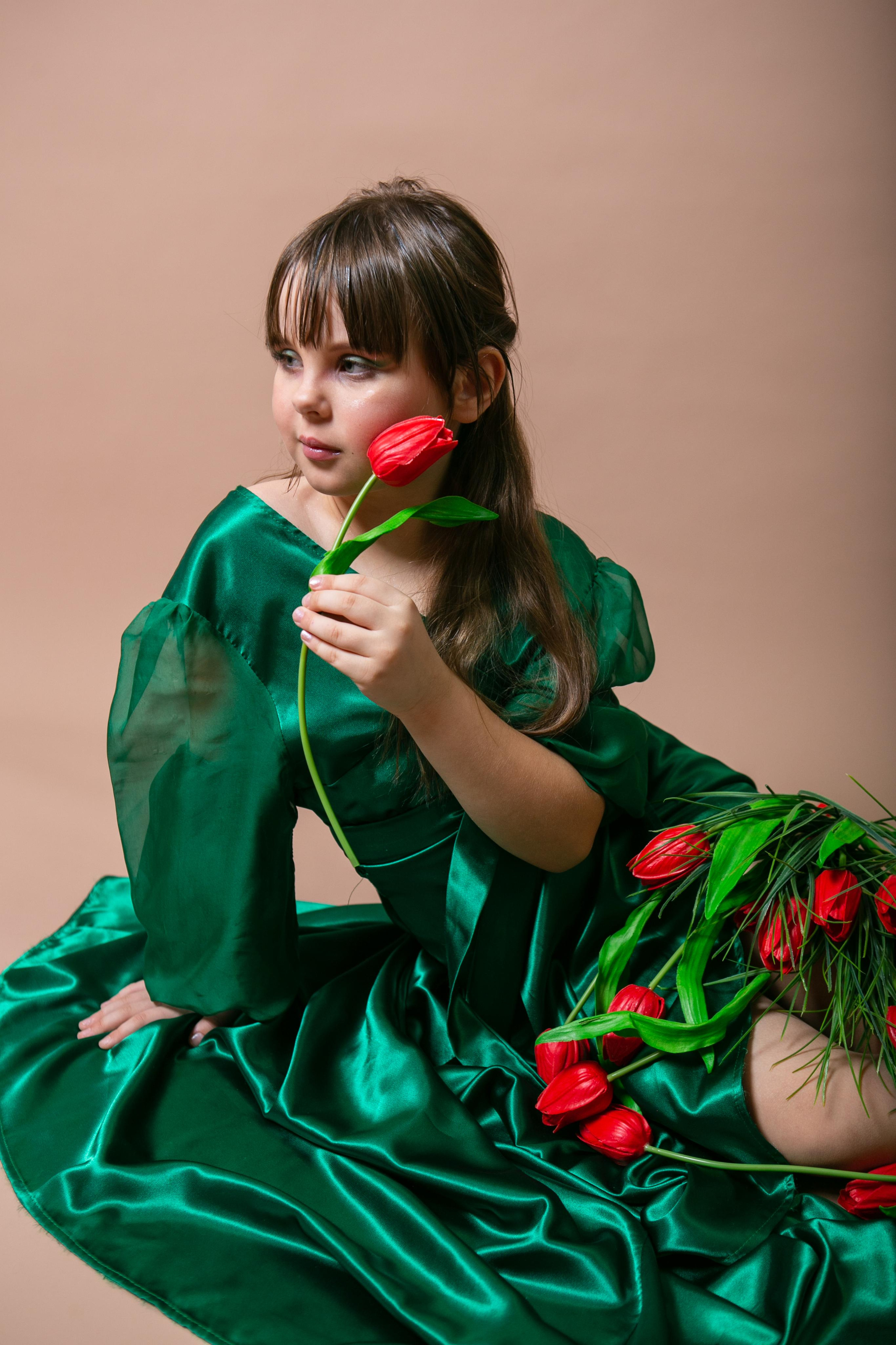 Портретная съемка. Фотограф Наталья Стаг в Омске. Фотографирую в разных стилях в разных студиях, а так же в школах и садах. Печатаю выпускные фотоальбомы