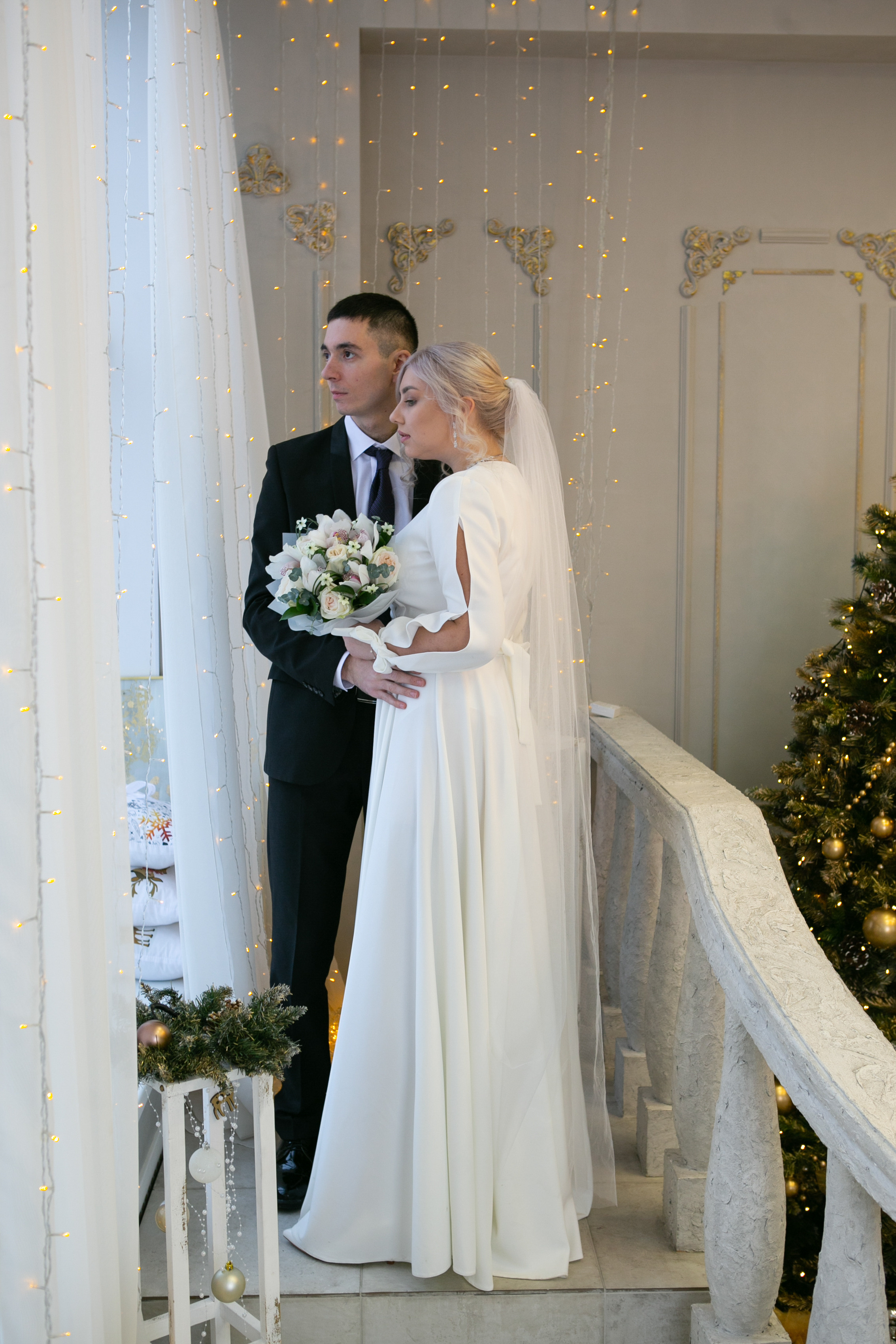 Свадебный фотограф в Омске. Счастливые моменты Вашей жизни. Фотограф Наталья Стаг в Омске. Фотографирую в разных стилях в разных студиях, а так же в школах и садах. Печатаю выпускные фотоальбомы