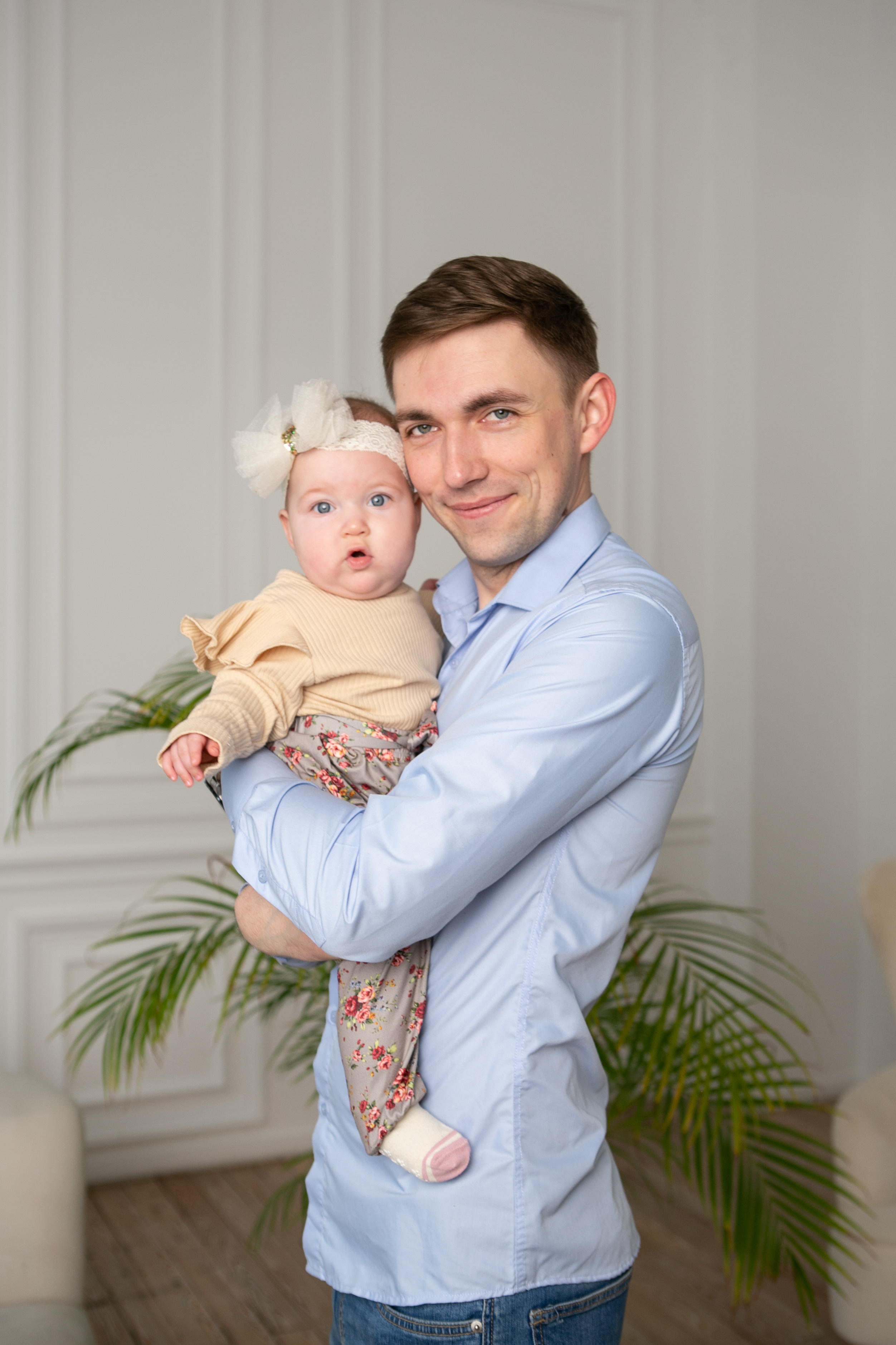 Наталья и Максим. Фотограф Наталья Стаг в Омске. Фотографирую в разных стилях в разных студиях, а так же в школах и садах. Печатаю выпускные фотоальбомы