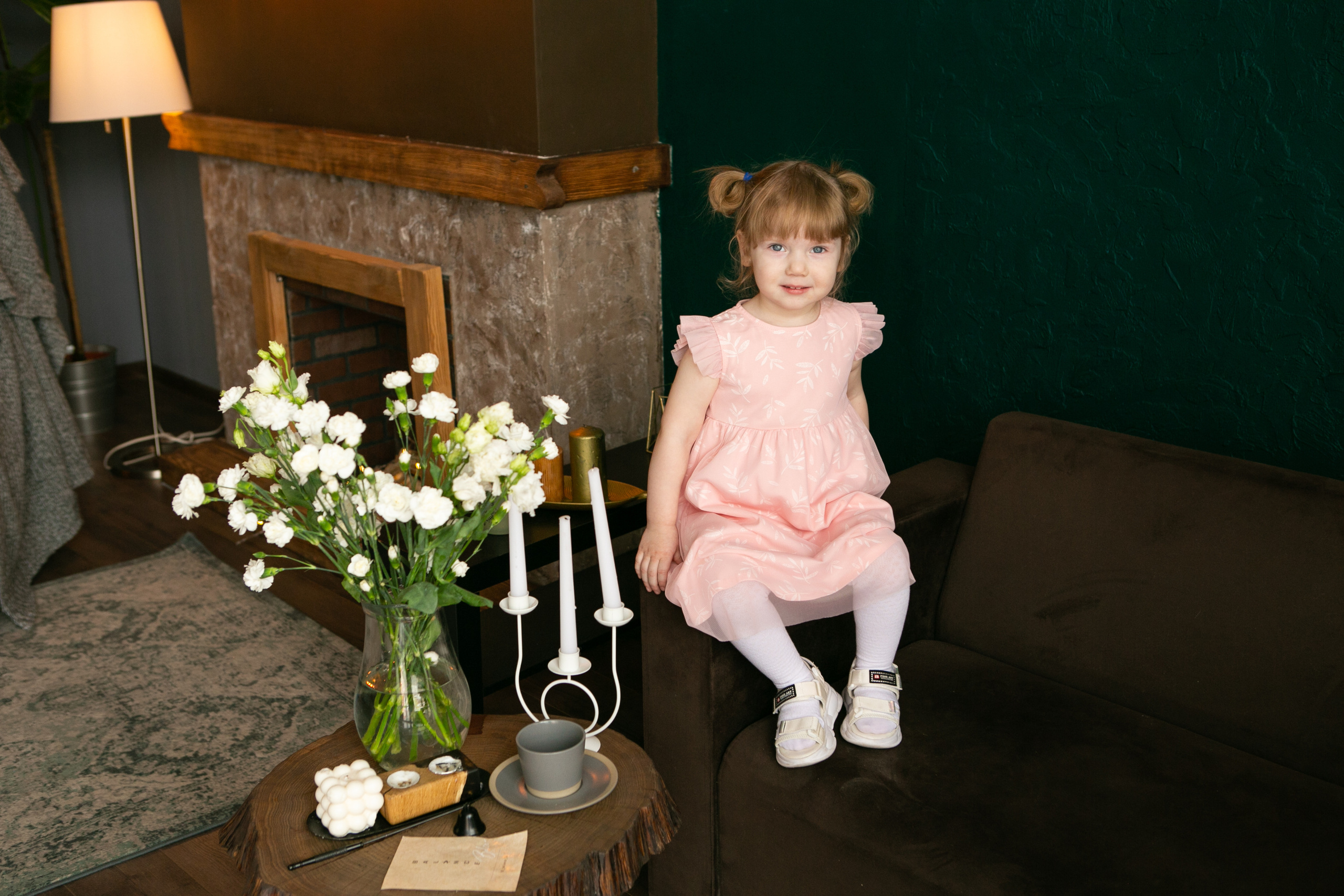 Портретная съемка. Фотограф Наталья Стаг в Омске. Фотографирую в разных стилях в разных студиях, а так же в школах и садах. Печатаю выпускные фотоальбомы