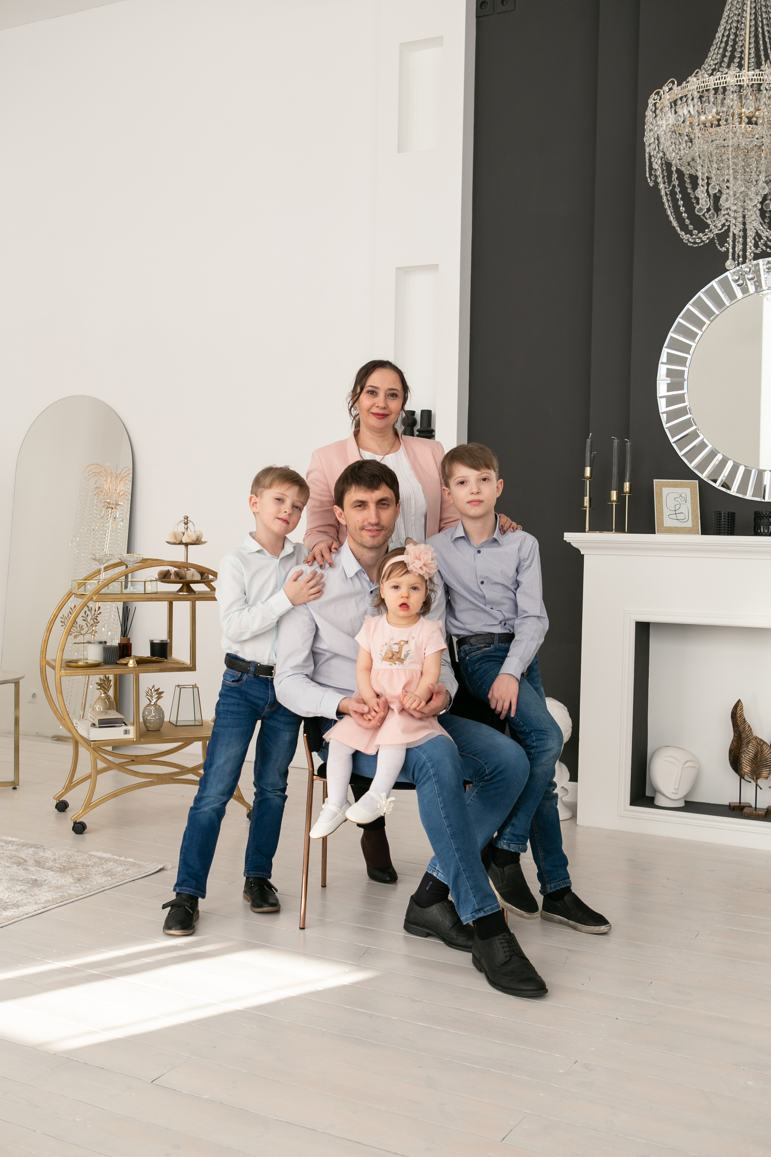 Большие семьи. Фотограф Наталья Стаг в Омске. Фотографирую в разных стилях в разных студиях, а так же в школах и садах. Печатаю выпускные фотоальбомы